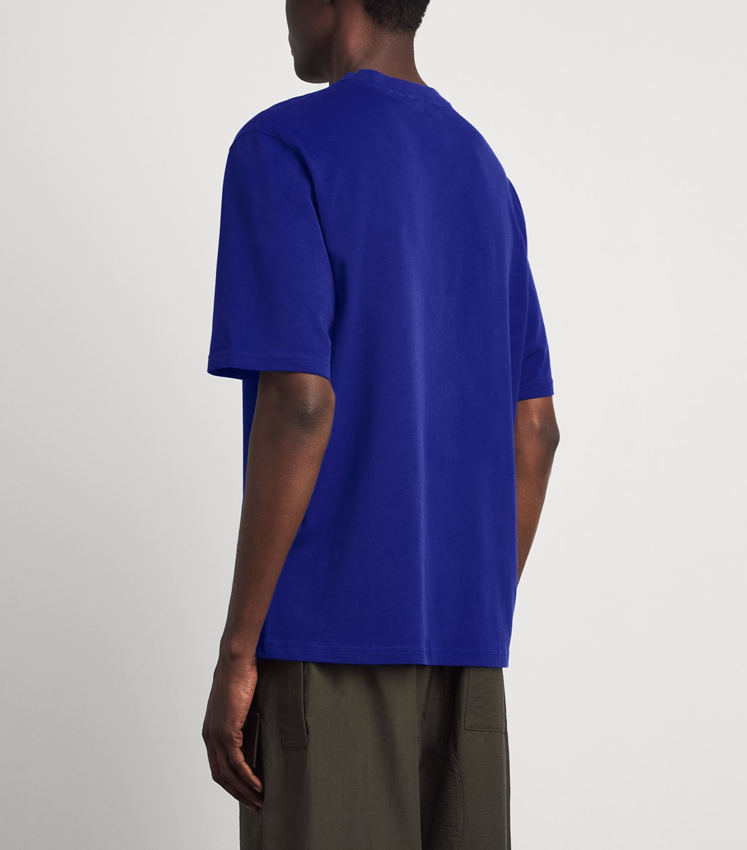 AMI Paris Mens Embossed Ami de Coeur T-Shirt Bleu Roi Image 5