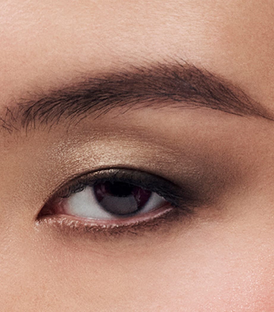 The Essential Eyeshadow Quad PRENUP Image 3