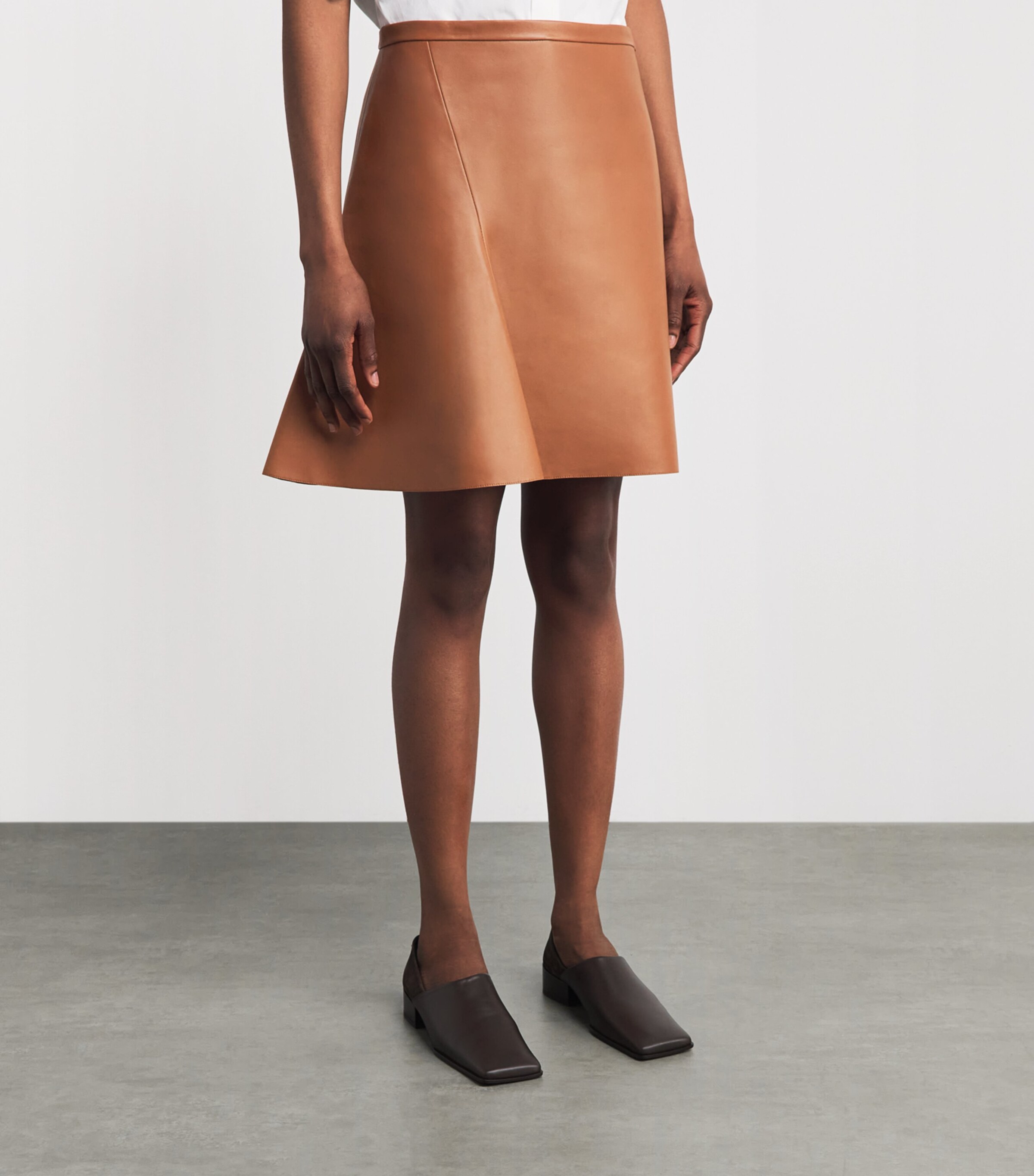 Theory Womens Lambskin Mini Skirt Zfd Bright Cognac Image 4