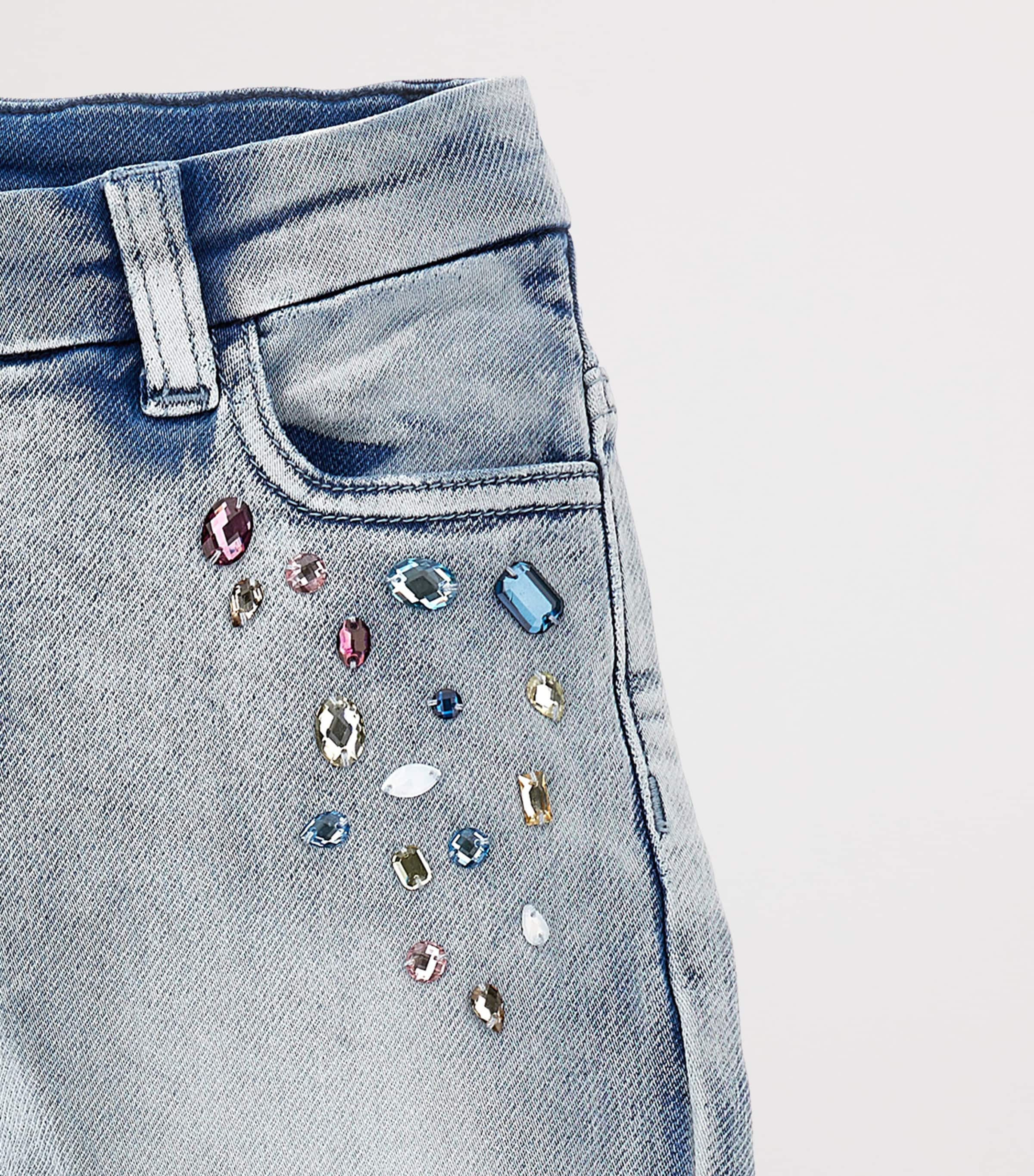 Jewel Stone-Detail Jeans (2-12 Years) STONE BLEACH Image 4