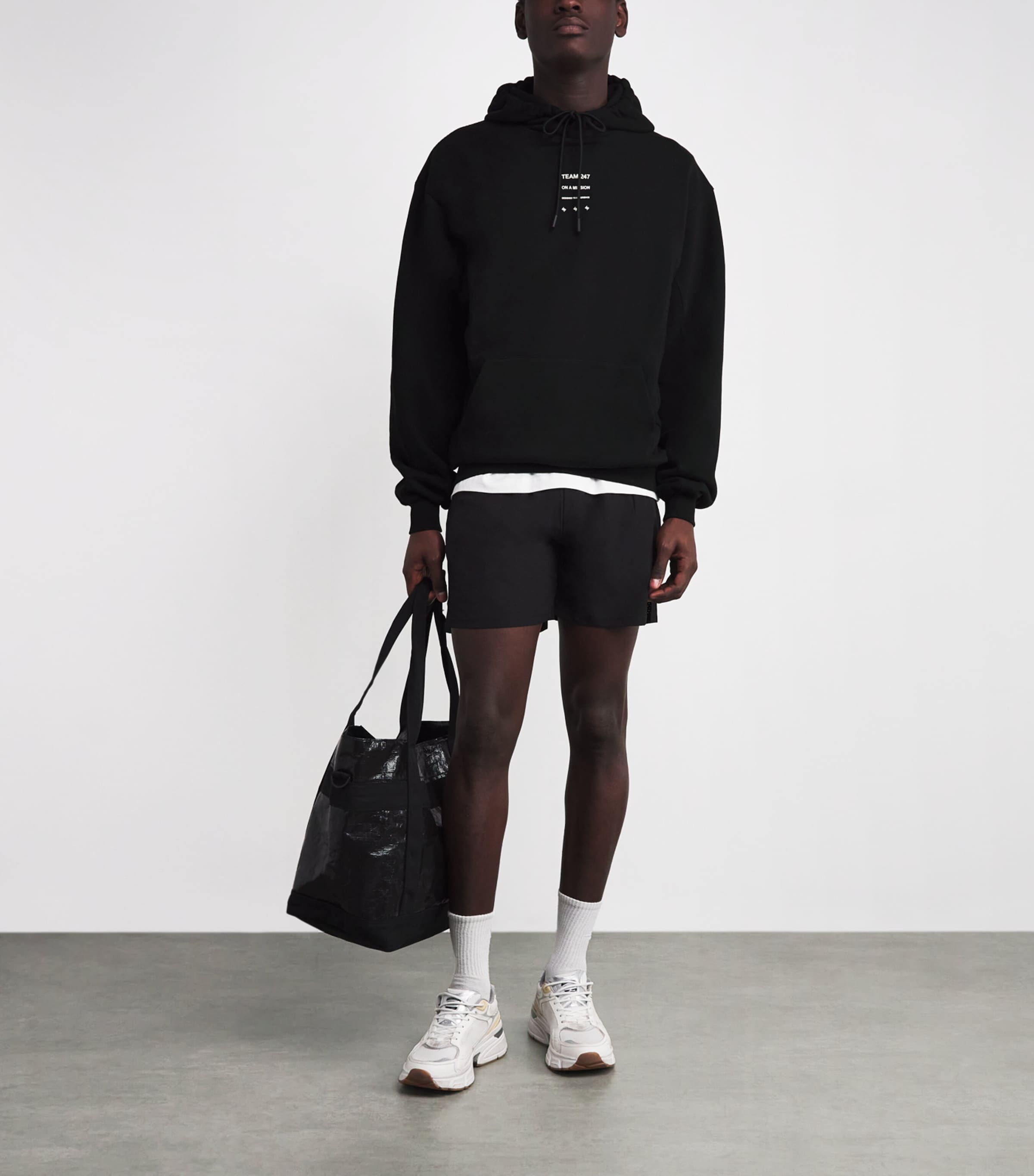 Oversized Uprising Hoodie BLACK Image 2