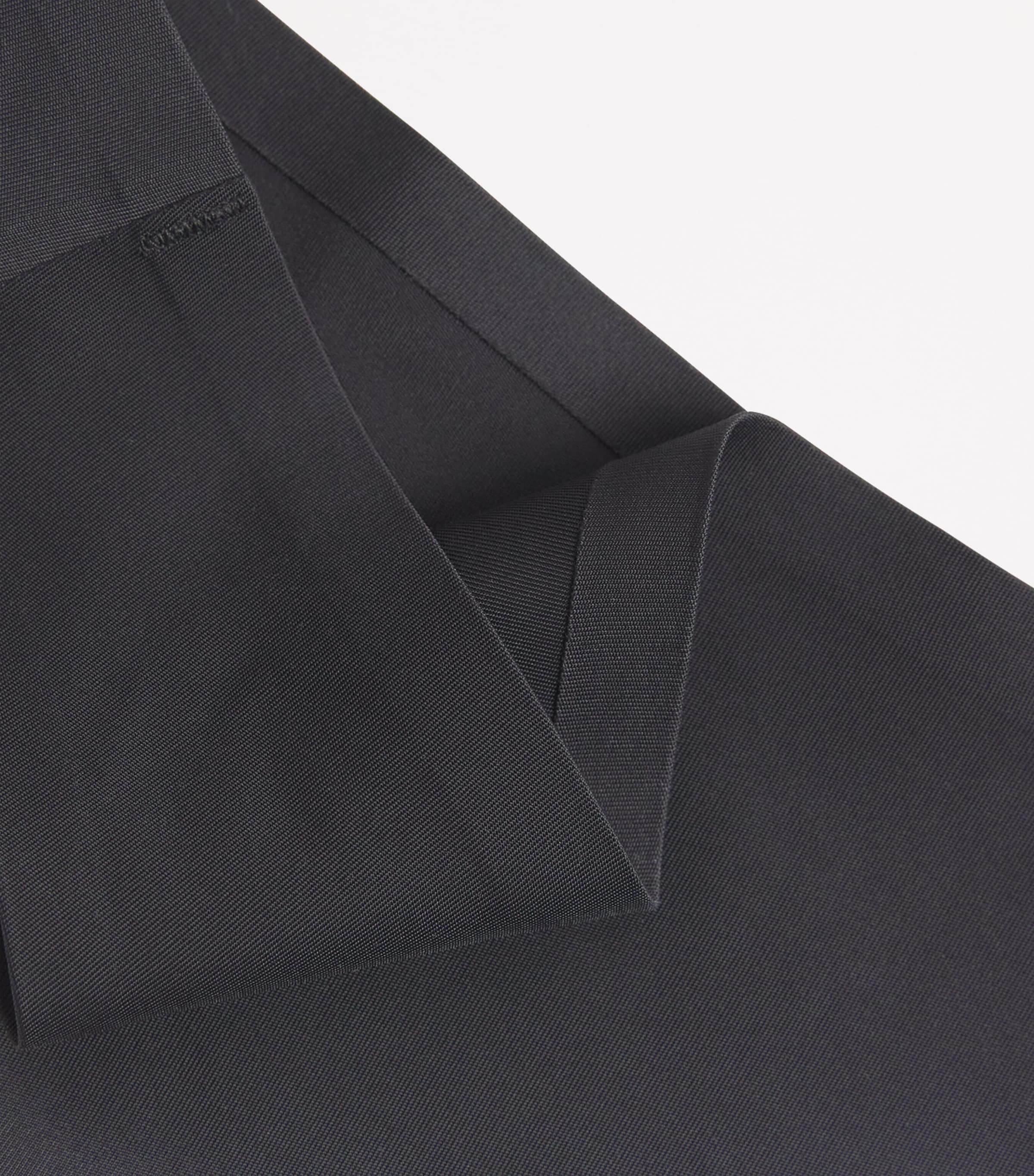 Essential Thong 015 NOIR Image 4