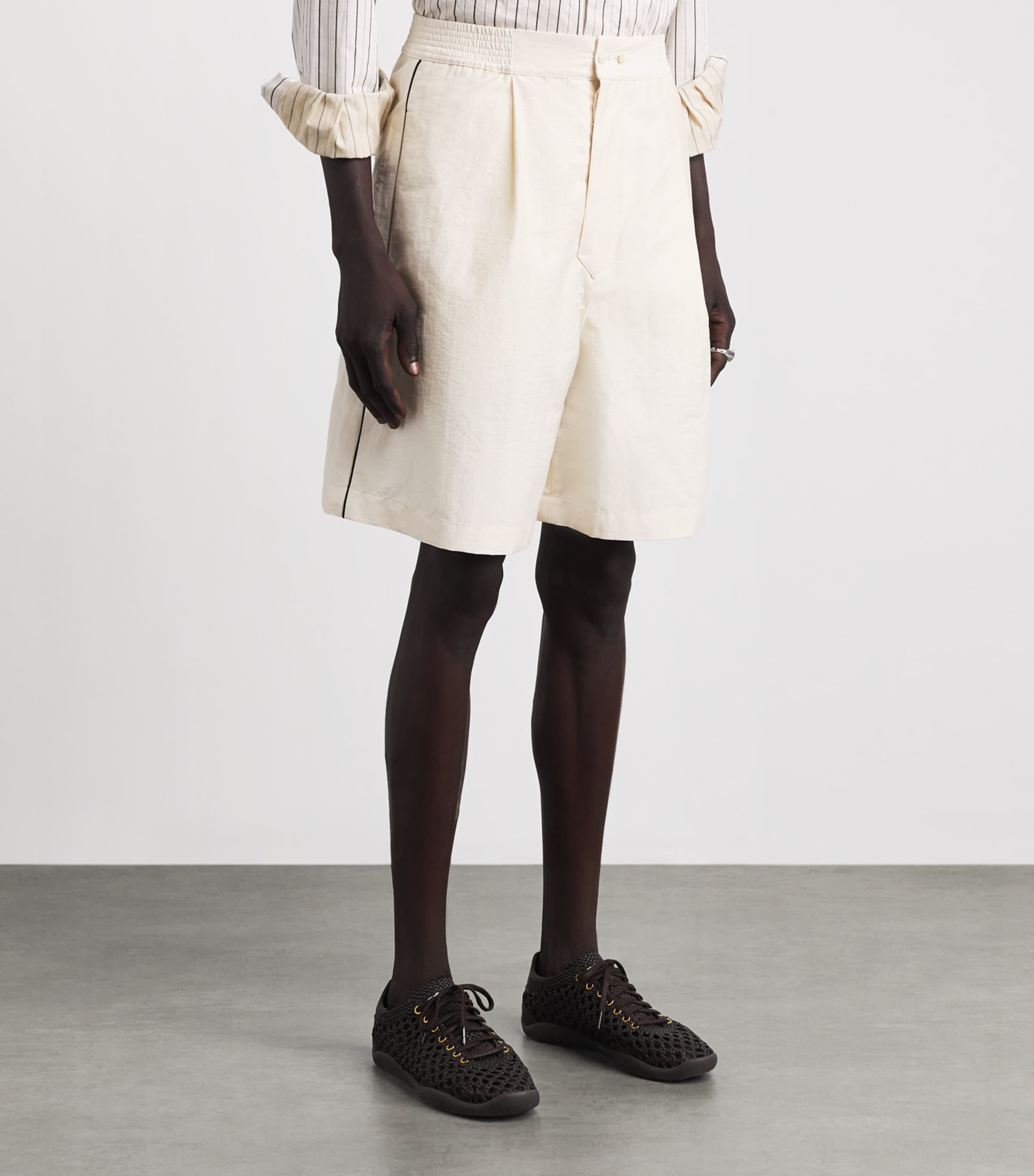 Jacquemus Mens Pleated Pyjama Shorts Off White Image 4