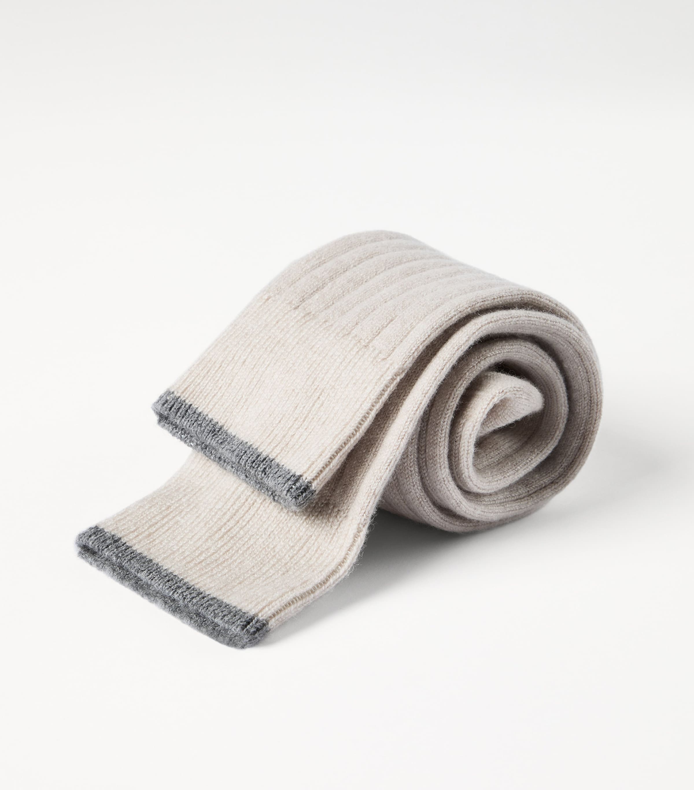 Brunello Cucinelli Mens Cashmere Ribbed Socks Image 3