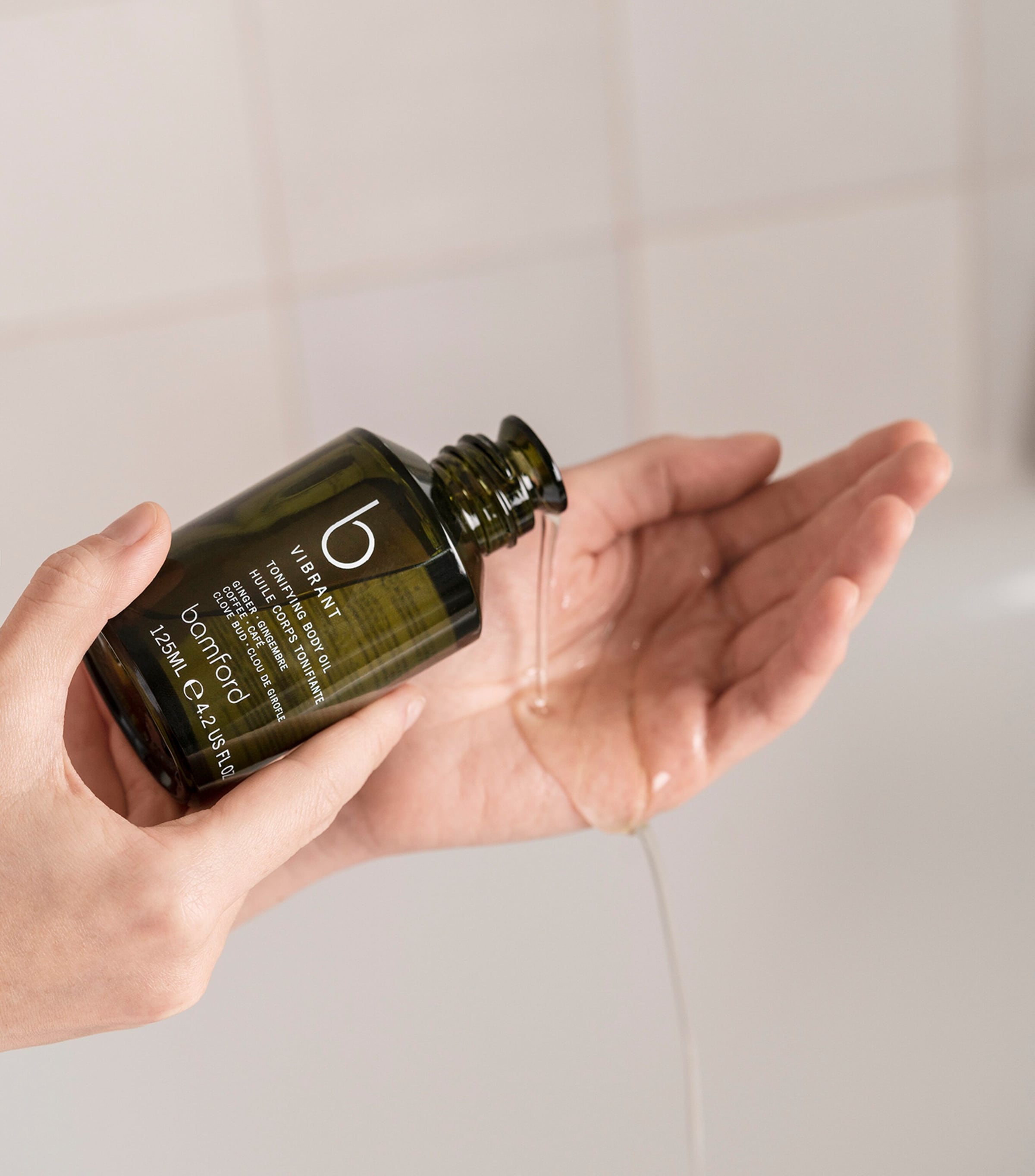 B Vibrant Tonifying Body Oil (125ml) NO COLOUR Image 3