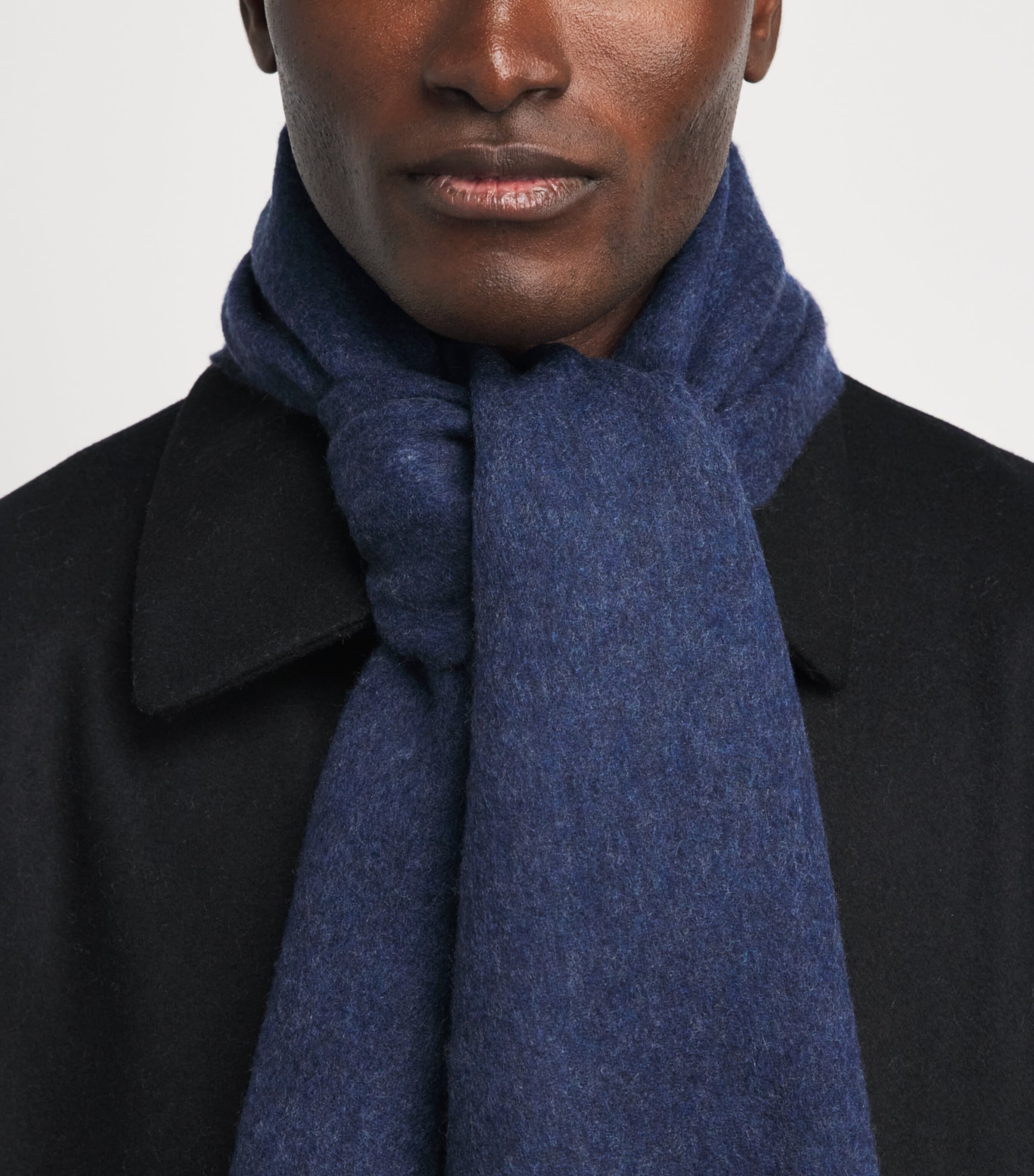 Johnstons Of Elgin Cashmere Double-Face Scarf Black/navy Image 2