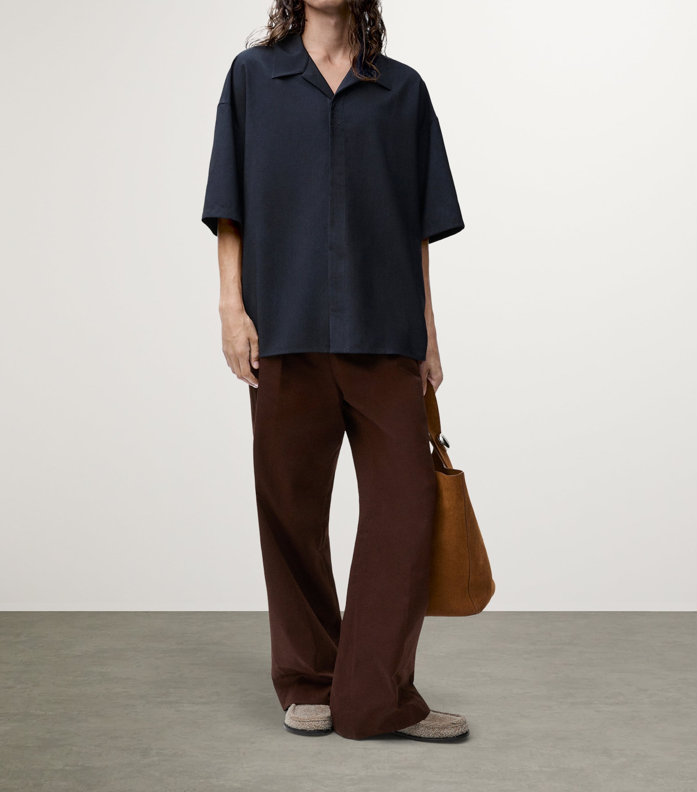 LOEWE Mens Oversized Short-Sleeve Shirt Dark Blue Image 2