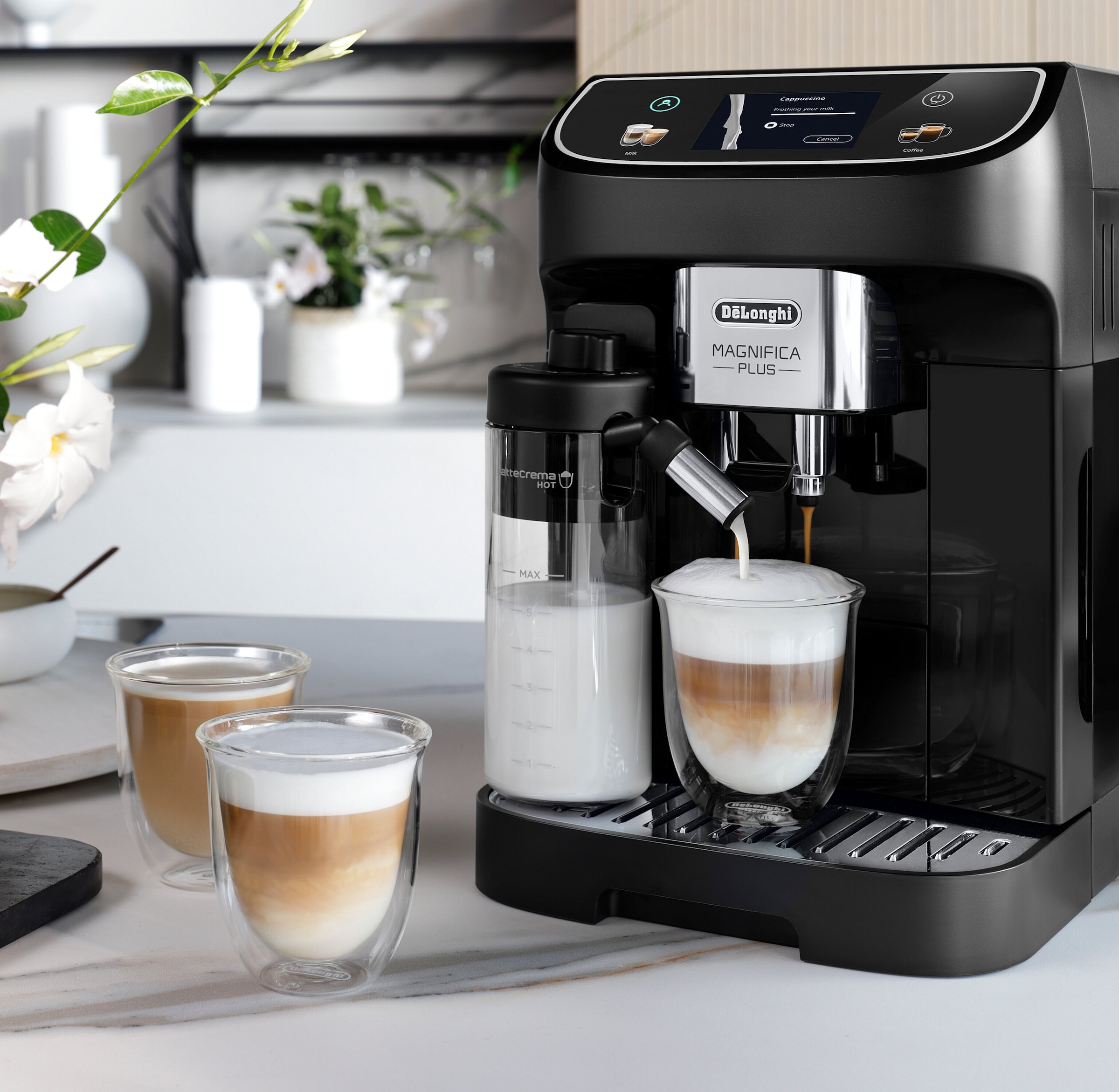 Magnifica Plus Coffee Machine BLACK Image 4