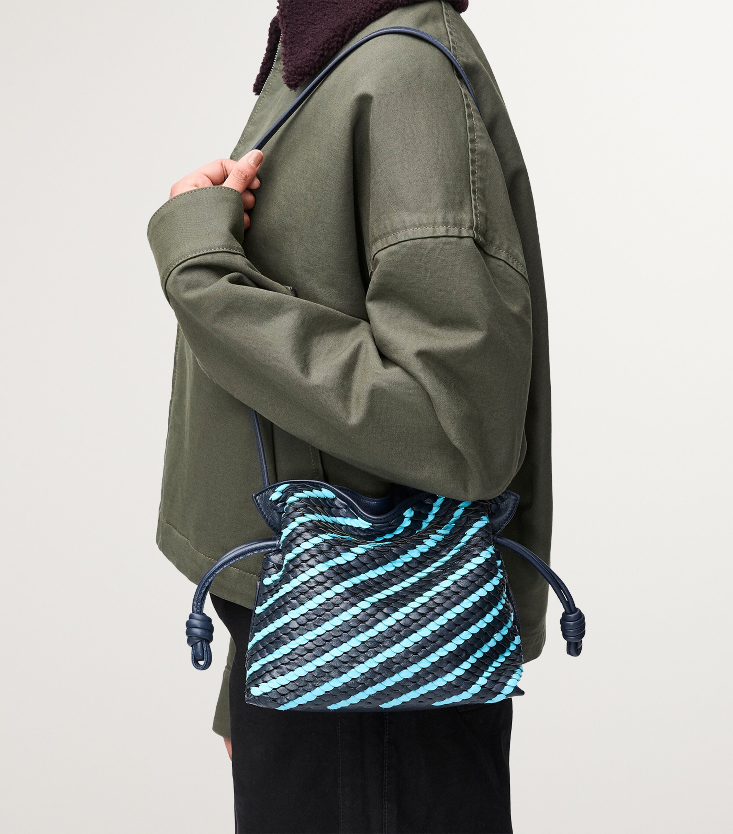 Mini Leather Scales Flamenco Clutch DARK INK/SKY BLUE Image 7