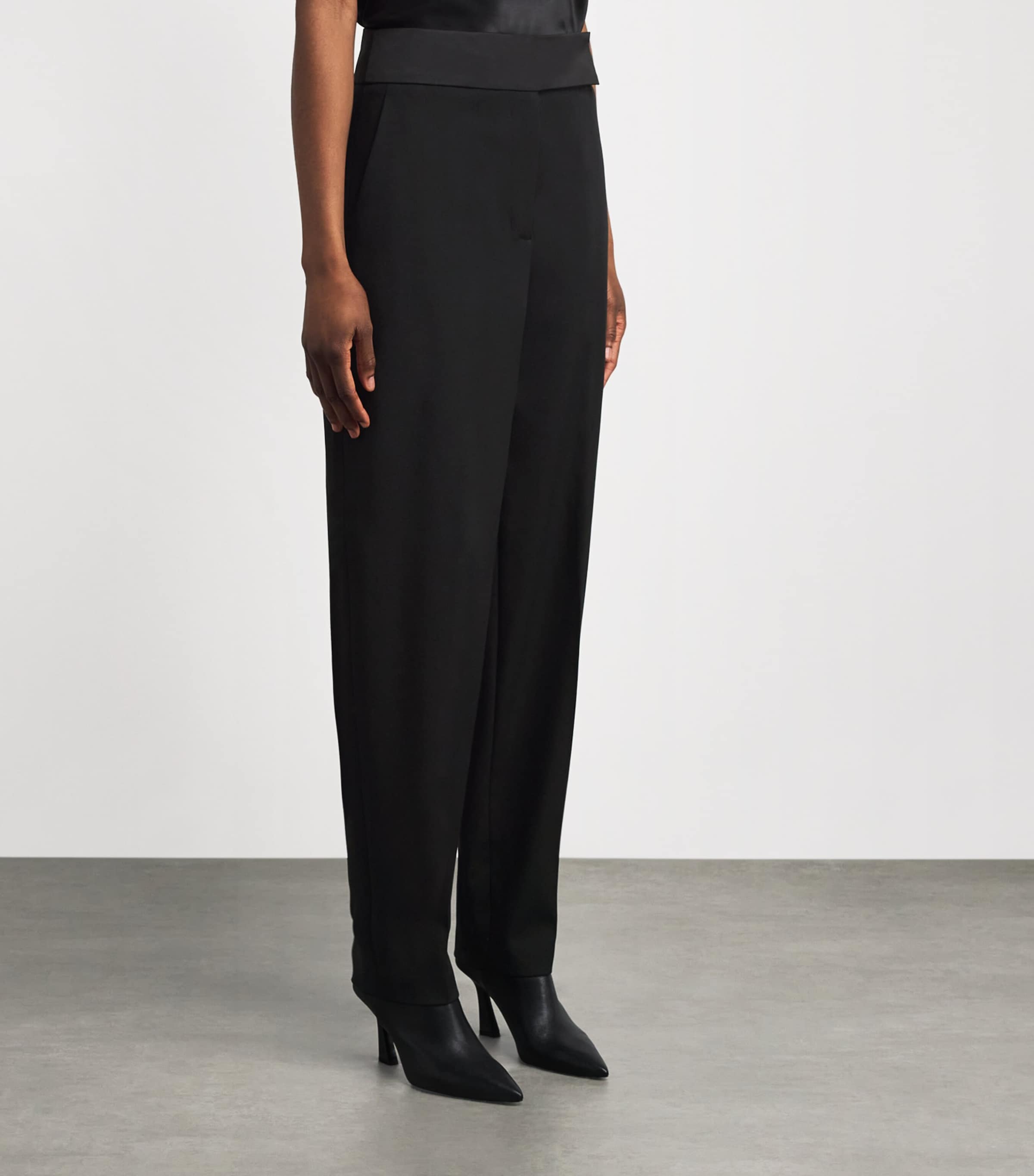 Crepe Aix Tailored Trousers BLACK Image 3