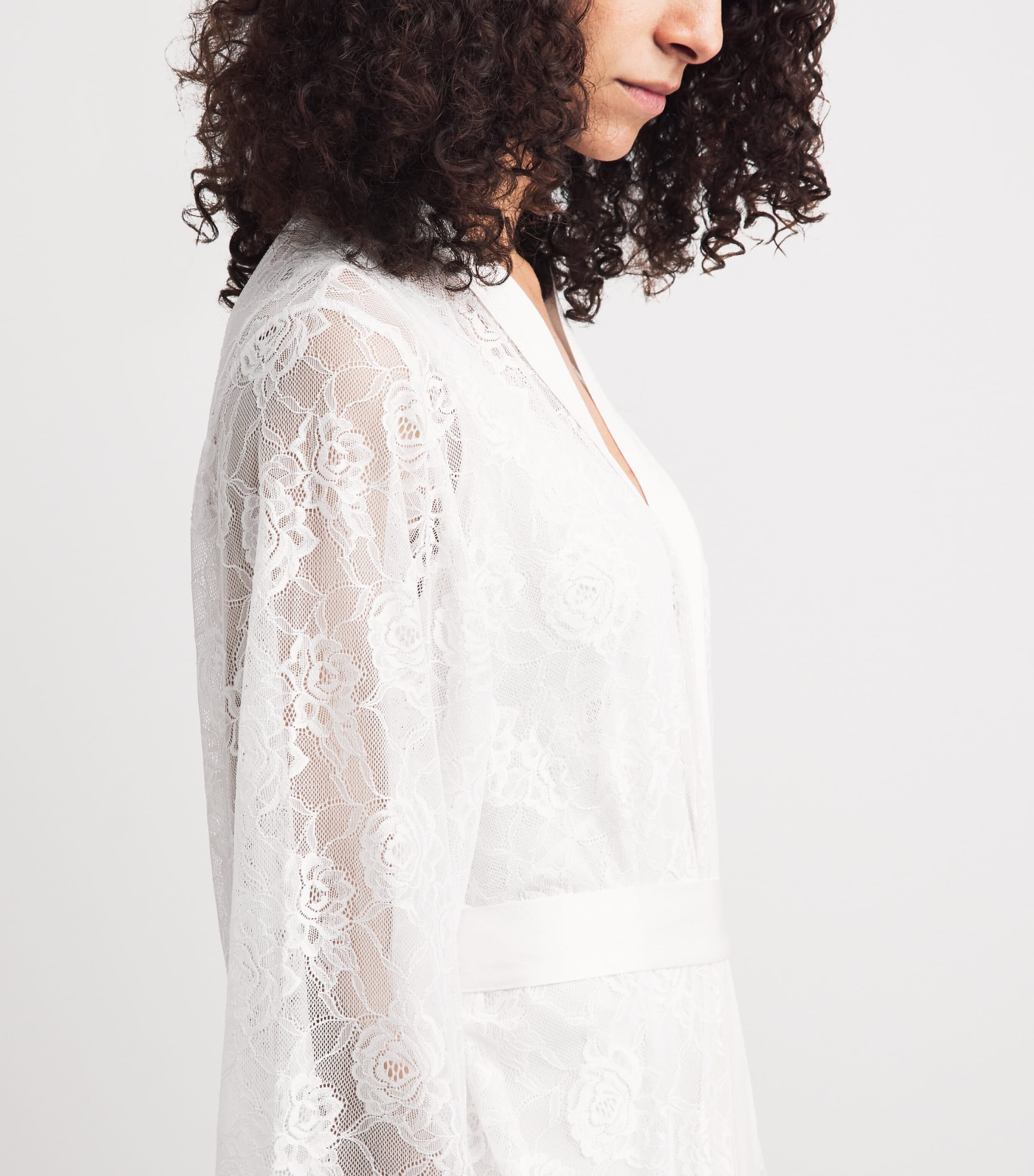 Bocan Womens Lace Mila Robe Off White Image 5