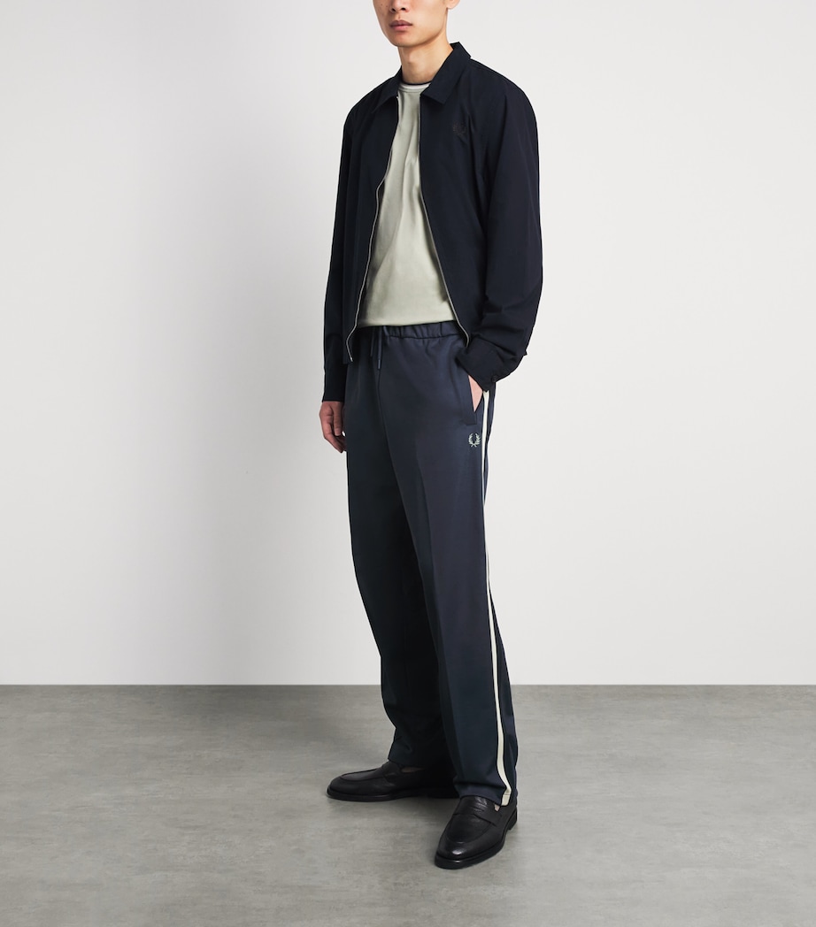 Fred Perry Mens Two-Tone Mesh Tape Sweatpants Dark Airforce Image 2
