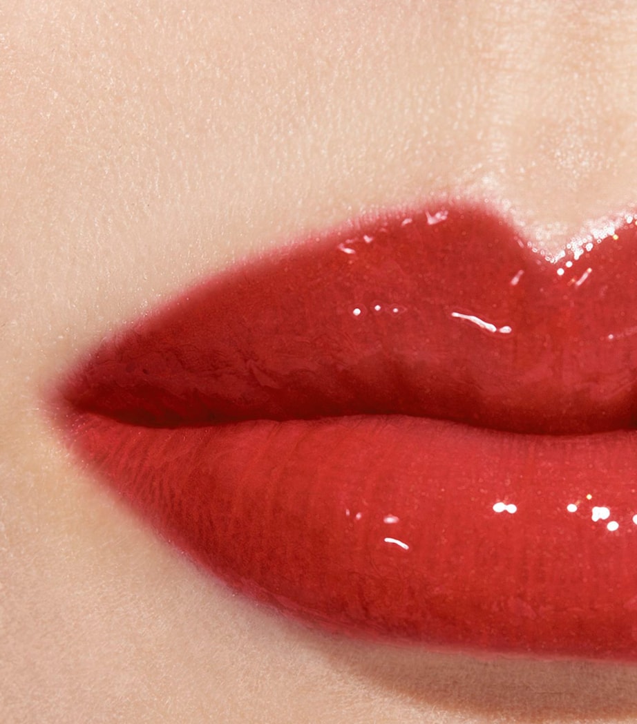 CHANEL ROUGE COCO GLOSS Moisturising Gloss Inimitable Image 3