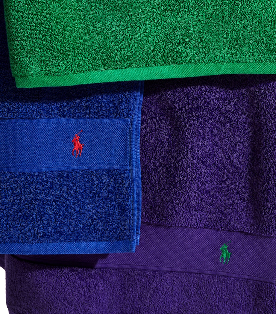 Polo Player Bath Towel (70cm x 140cm) CHALET PURPLE Image 3