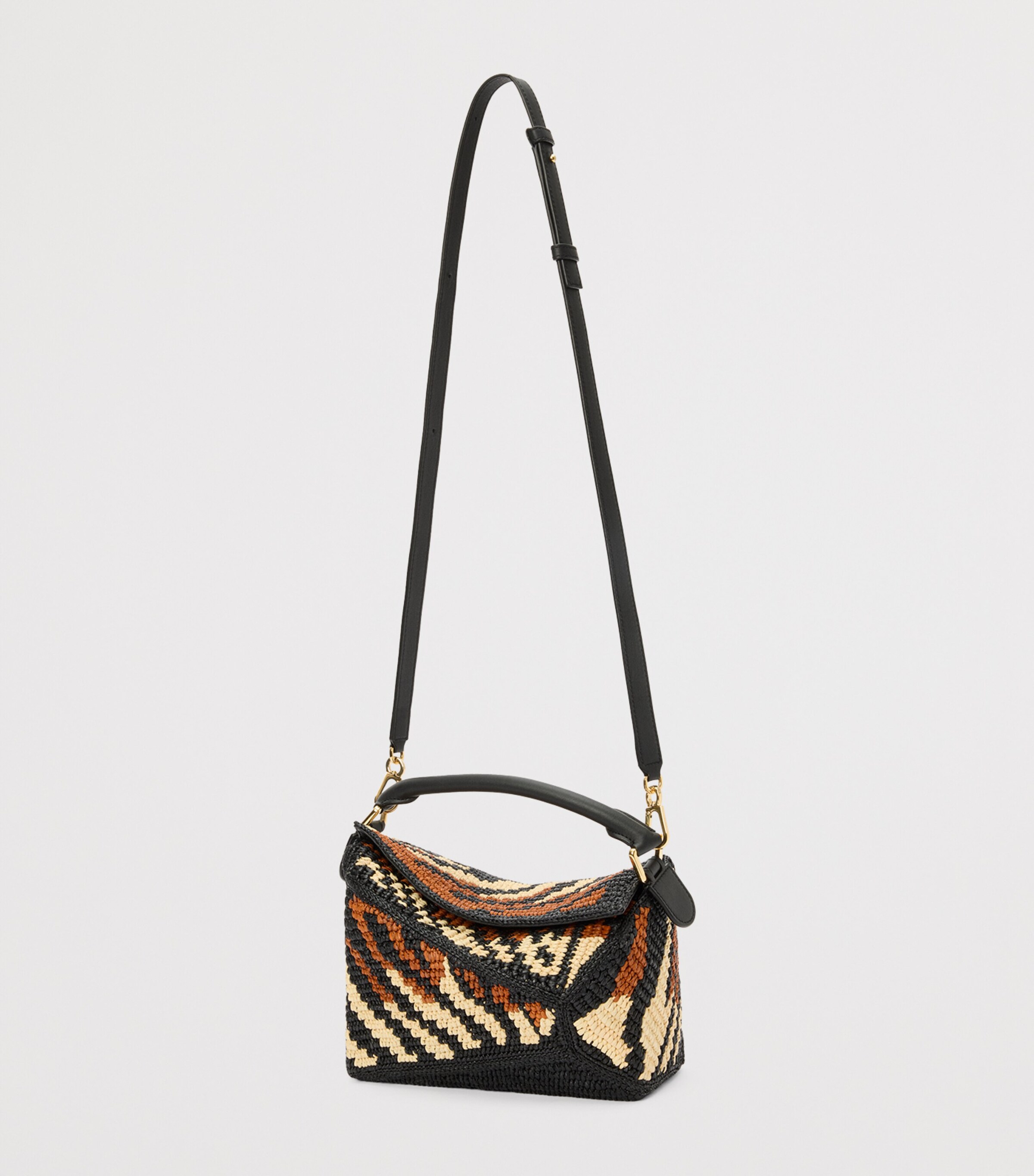 LOEWE x Paula's Ibiza Small Raffia Puzzle Edge Top-Handle Bag Black/honey Gold Image 7