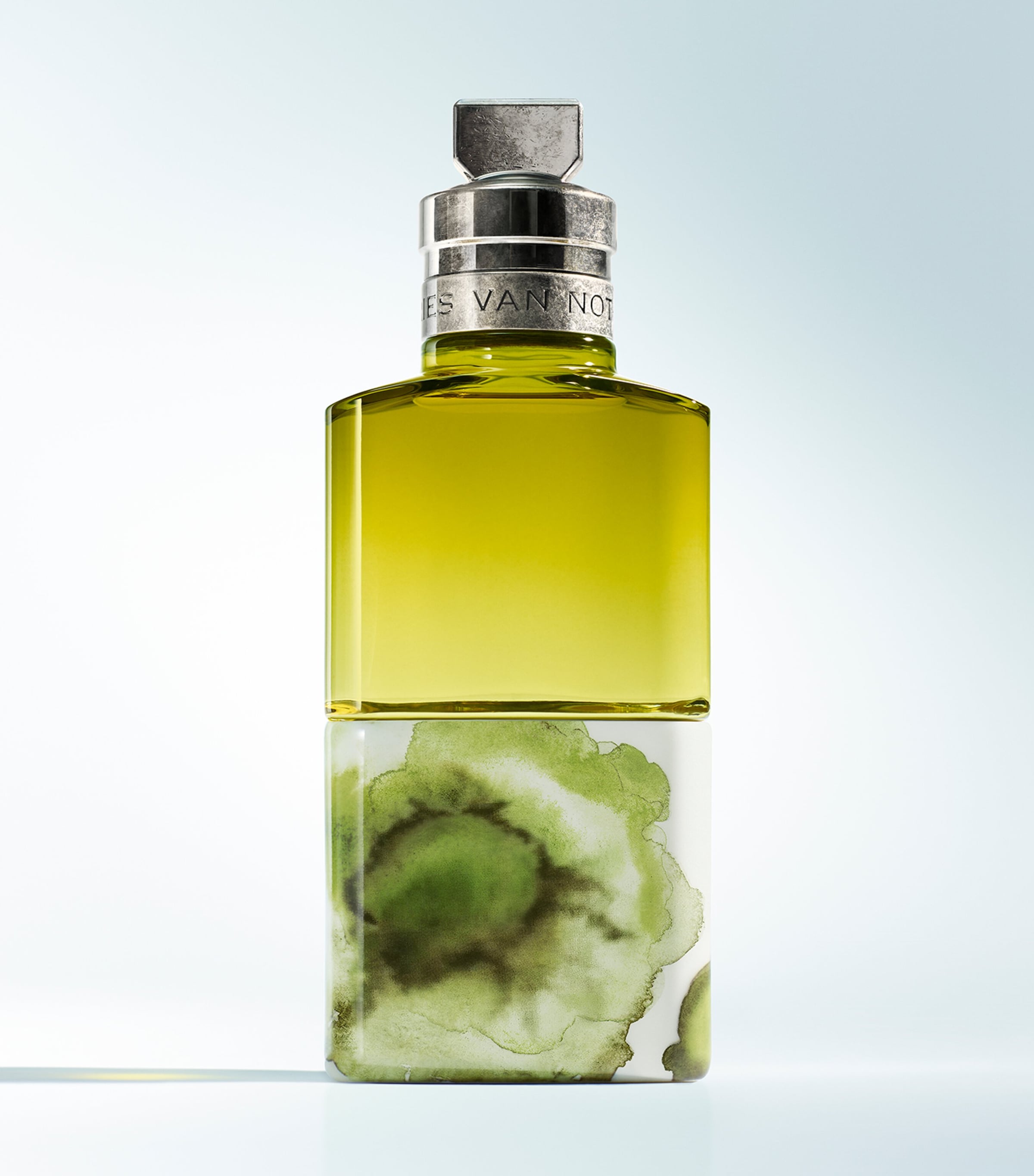 DRIES VAN NOTEN Vanille Camouflage Eau de Parfum (100ml) Image 3