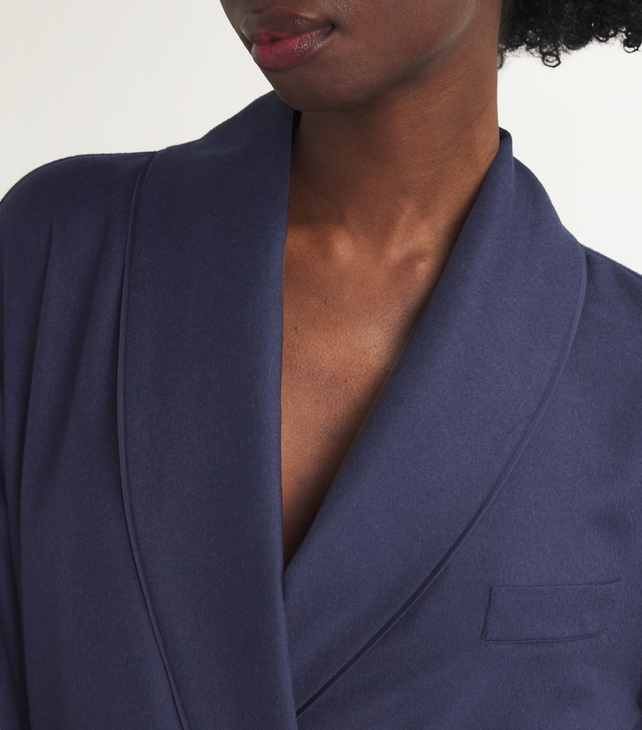 Cashmere Logan Robe OSAKA Image 4