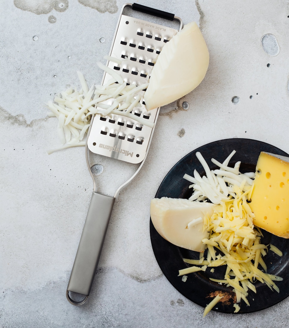 Microplane Stainless Steel Professional Extra Coarse Grater Stainless Steel Image 3