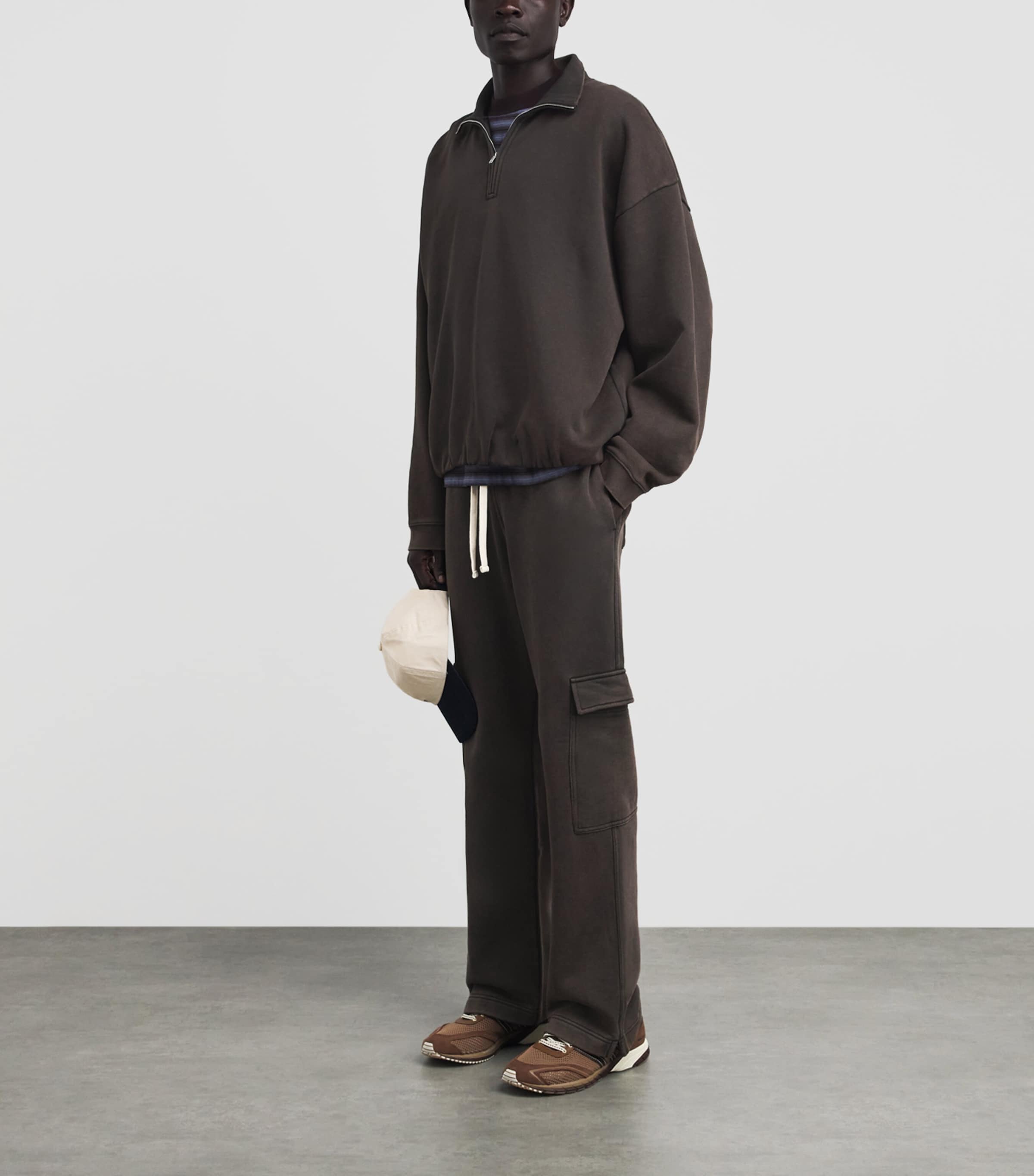 Represent Mens Cotton Initial Cargo Sweatpants Coffee Image 2