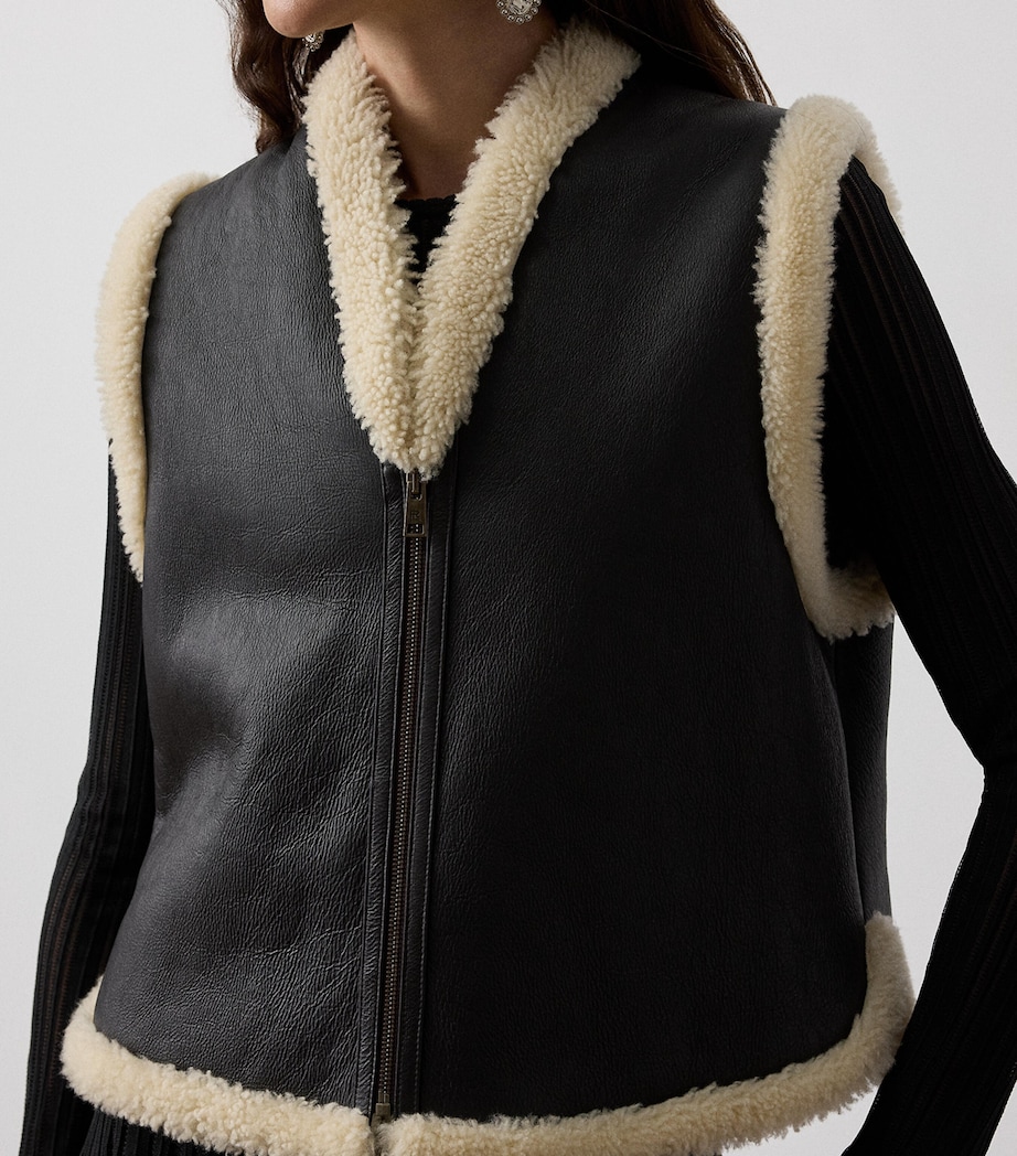 Shearling Tamlin Gilet DARK BROWN Image 4