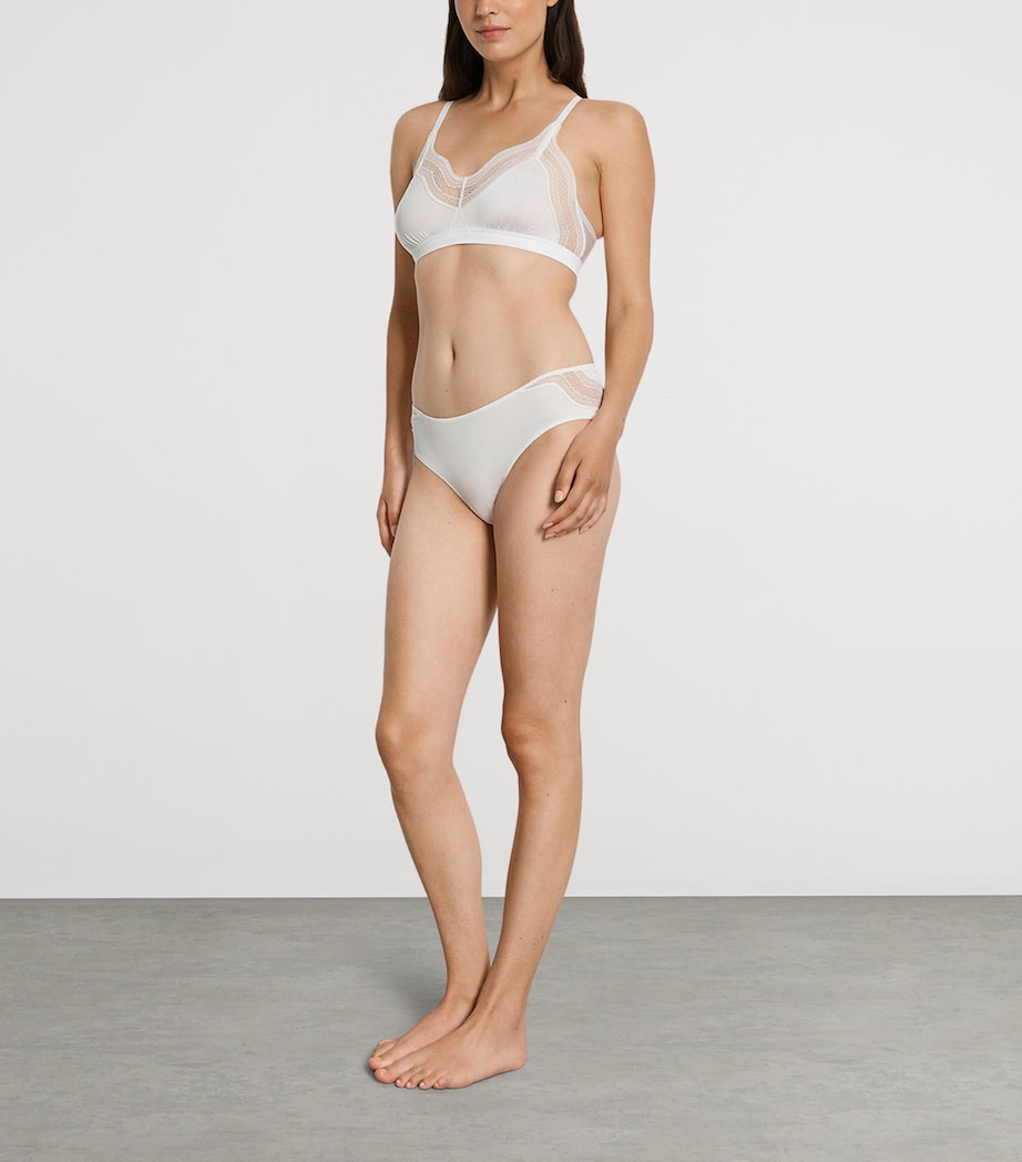 Hanro Womens Soft Cup Cira Bra Off White Image 4