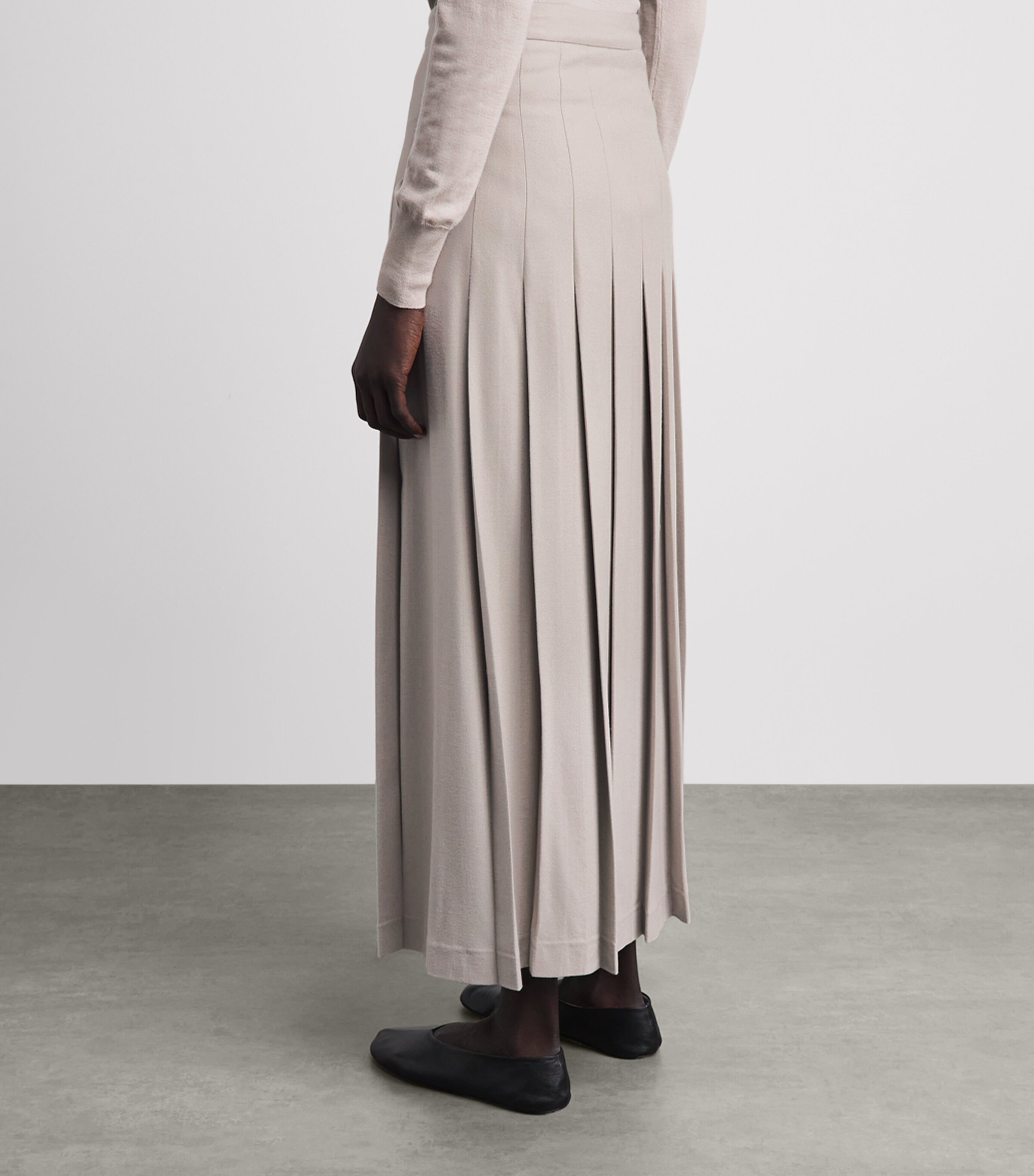 Colombo Womens Cashmere Pleated Maxi Skirt Light Beige Image 5