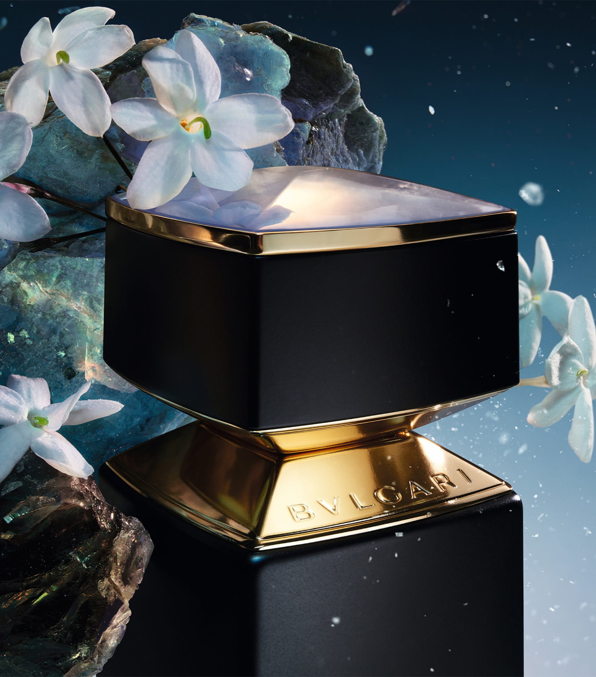 Le Gemme Amunae Eau de Parfum (125ml) NO COLOUR Image 2