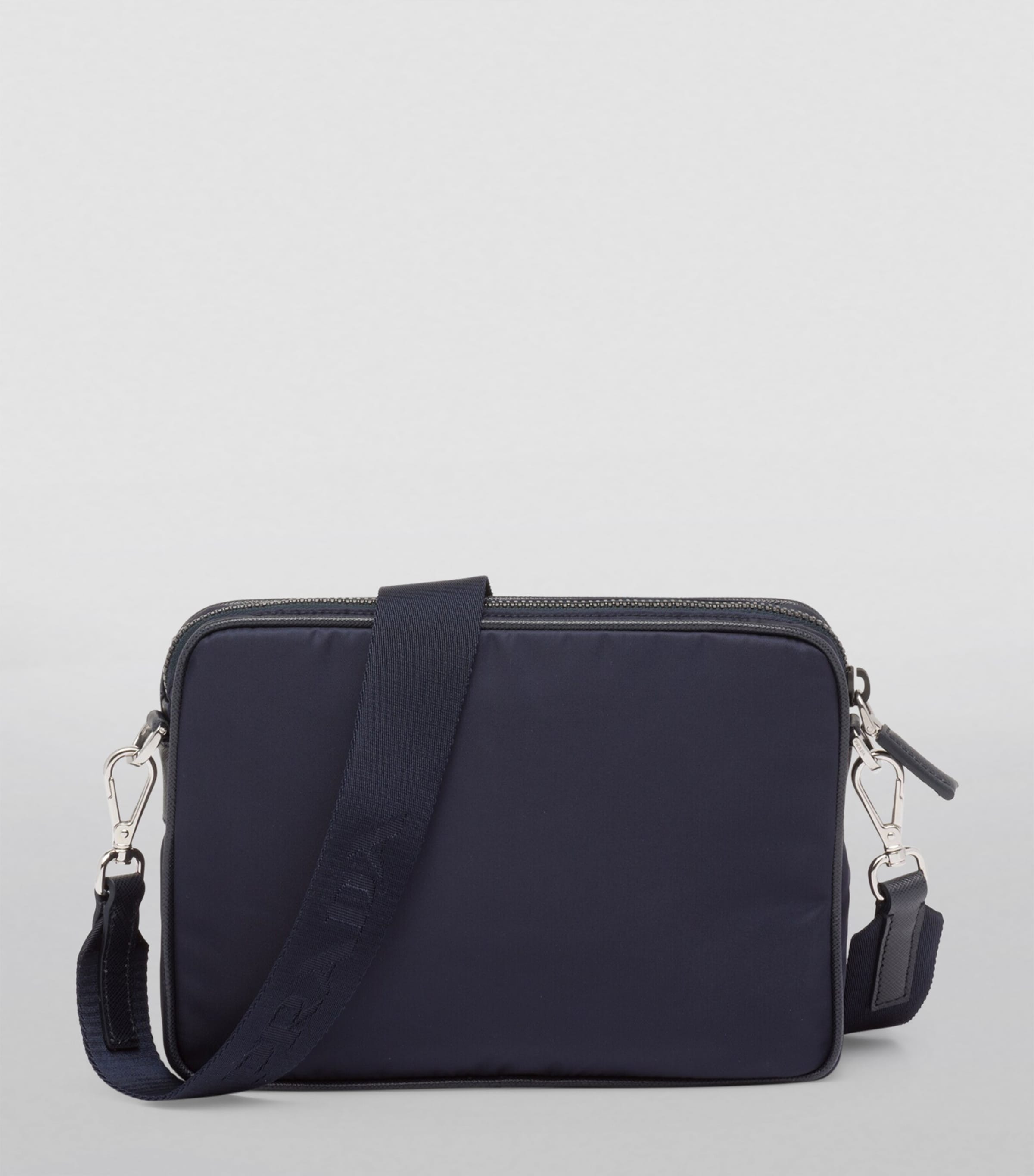 ショルダーバッグ・ポシェット Prada Re-Nylon Crossbody Bag With Ramage Embroidery 関税込み】PRADA Re-Nylon ramage embroidery crossbody bag