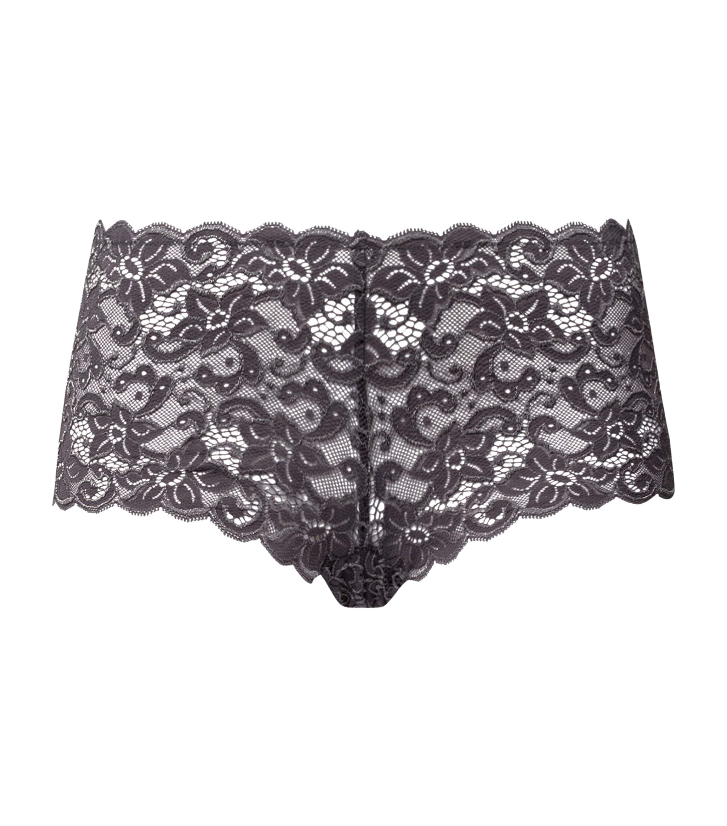 Hanro Lace Moments Shorts In Black