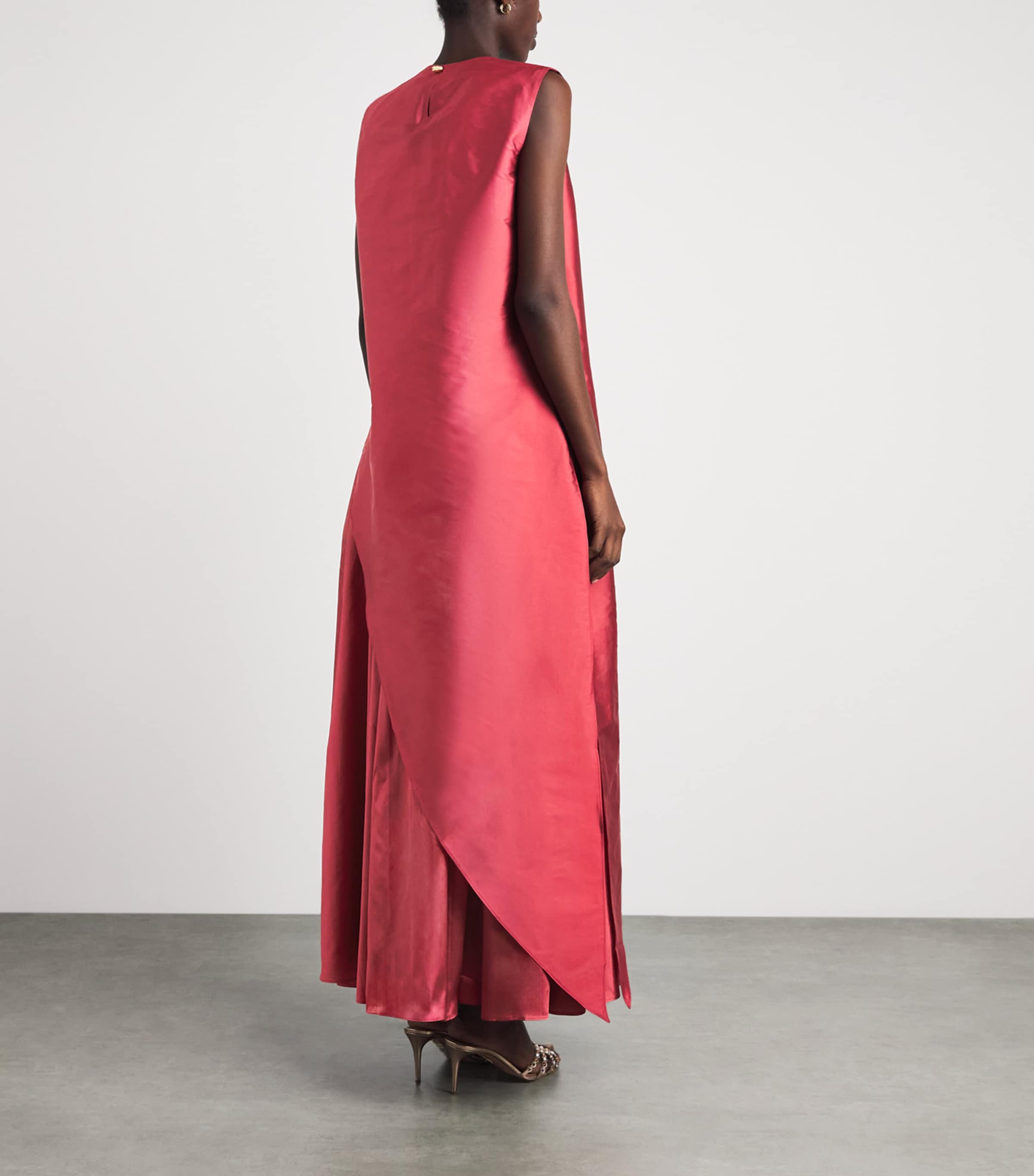 Abadia Womens Satin Asymmetric Longline Top Red Image 5