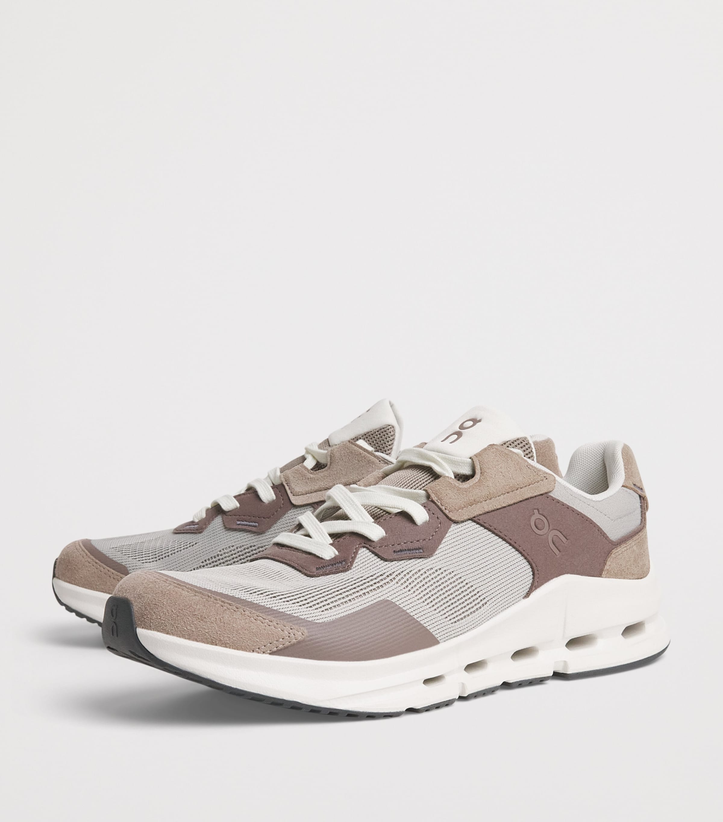 On Mens Cloudnova Rift Trainers Fog | Ash Image 3