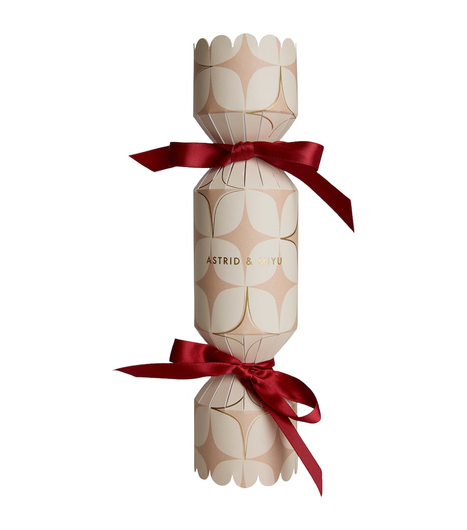 Star Trail Stud Earrings Cracker GOLD Image 1