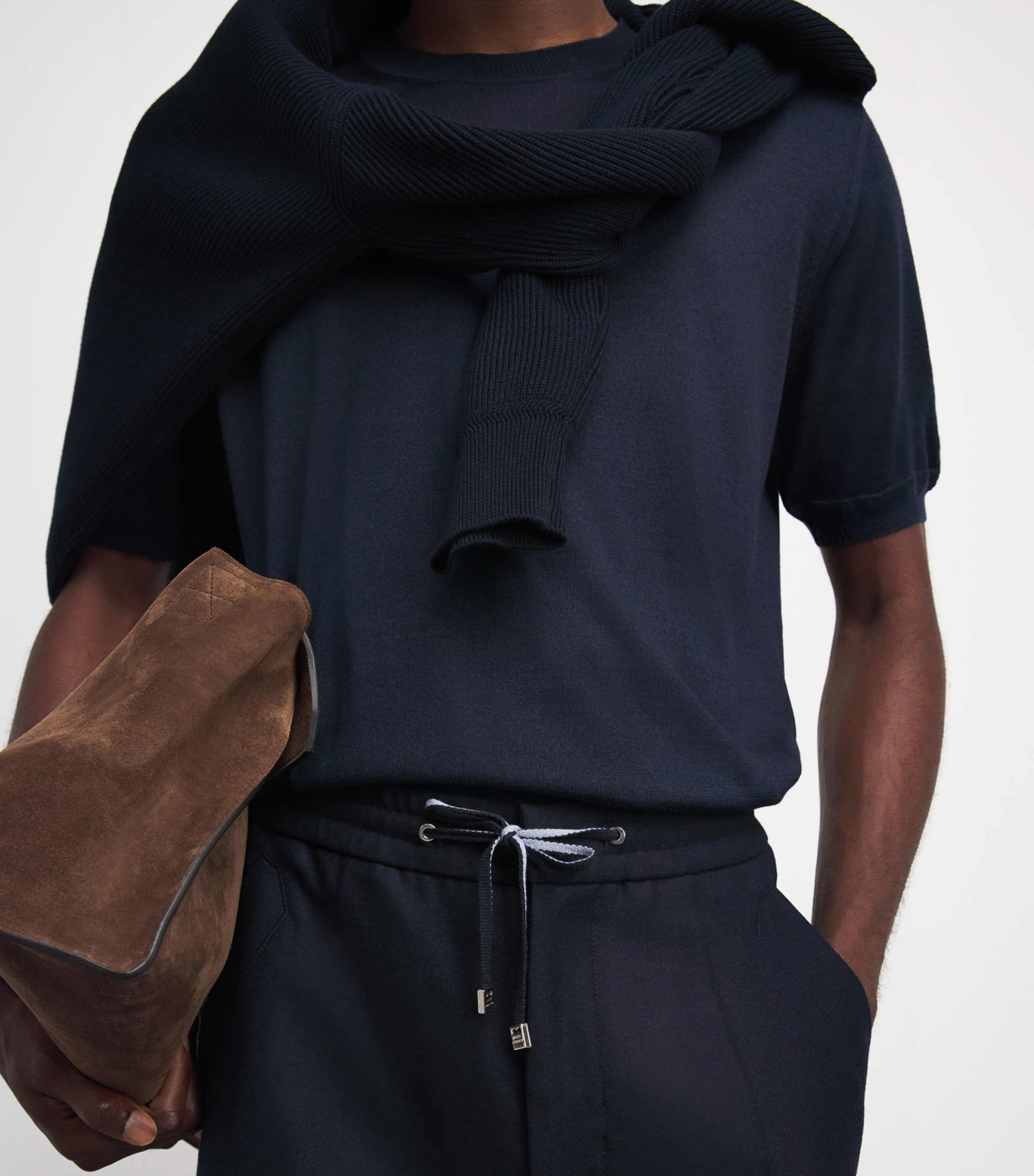 Brett Johnson Mens Cashmere-Silk T-Shirt Navy Image 3