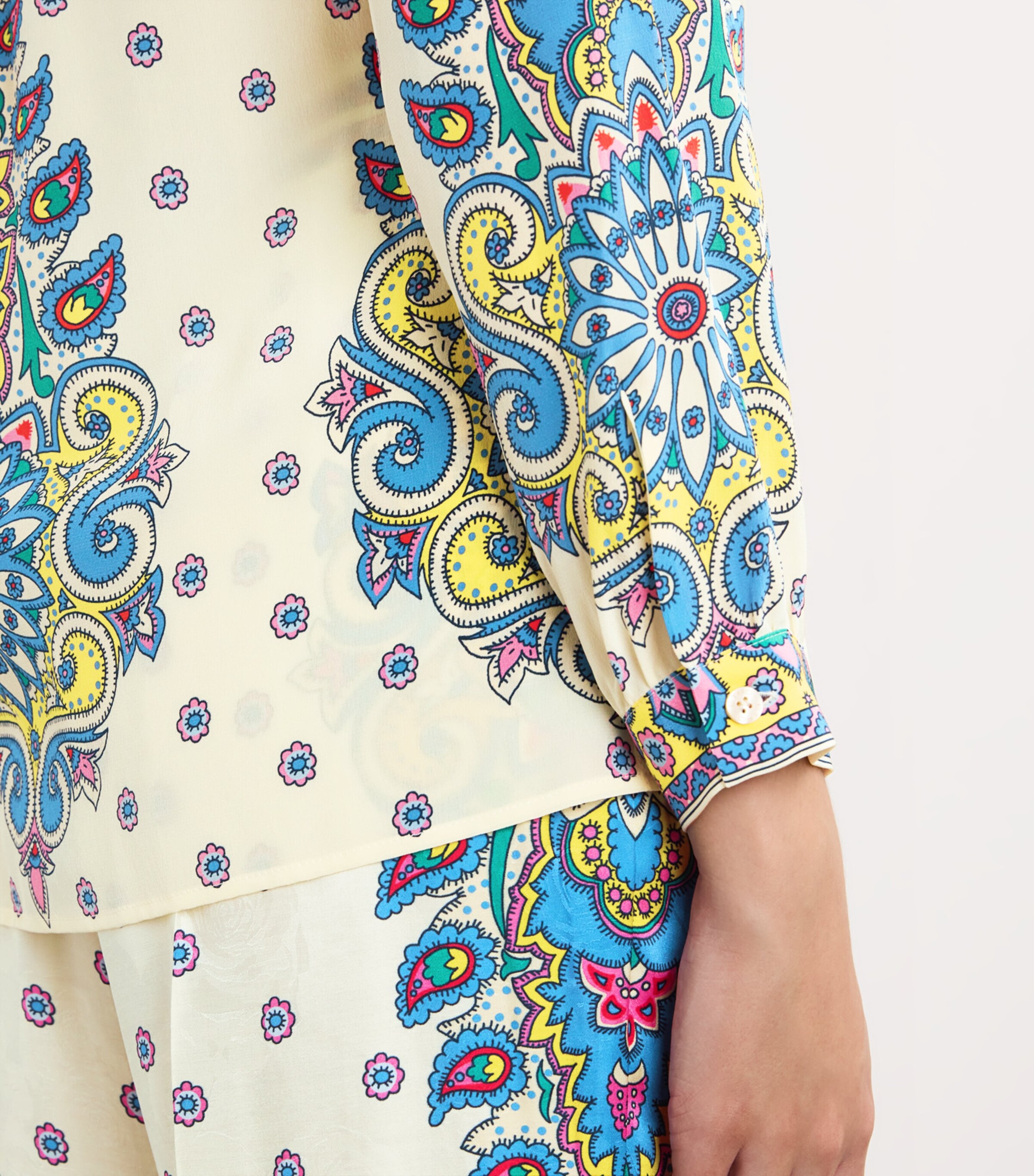 Silk Printed Shirt X0800 Image 6