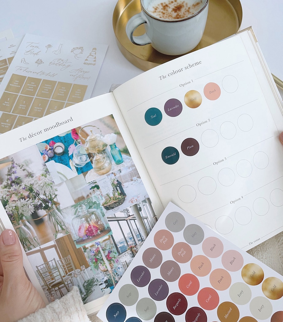 Blush and Gold Luxury Wedding Planner White, Green, Gold Image 7