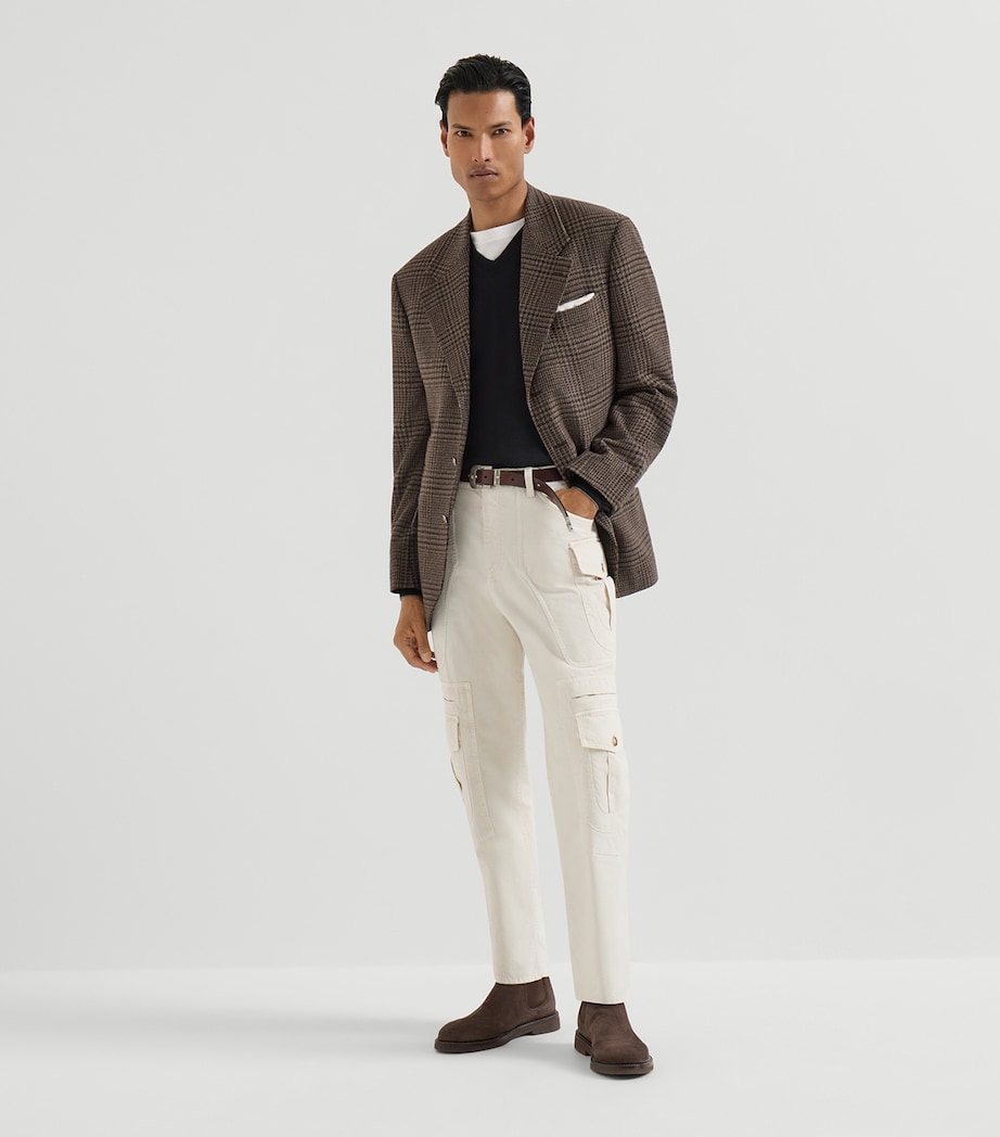 Brunello Cucinelli Mens Cashmere-Silk V-Neck Sweater Image 2