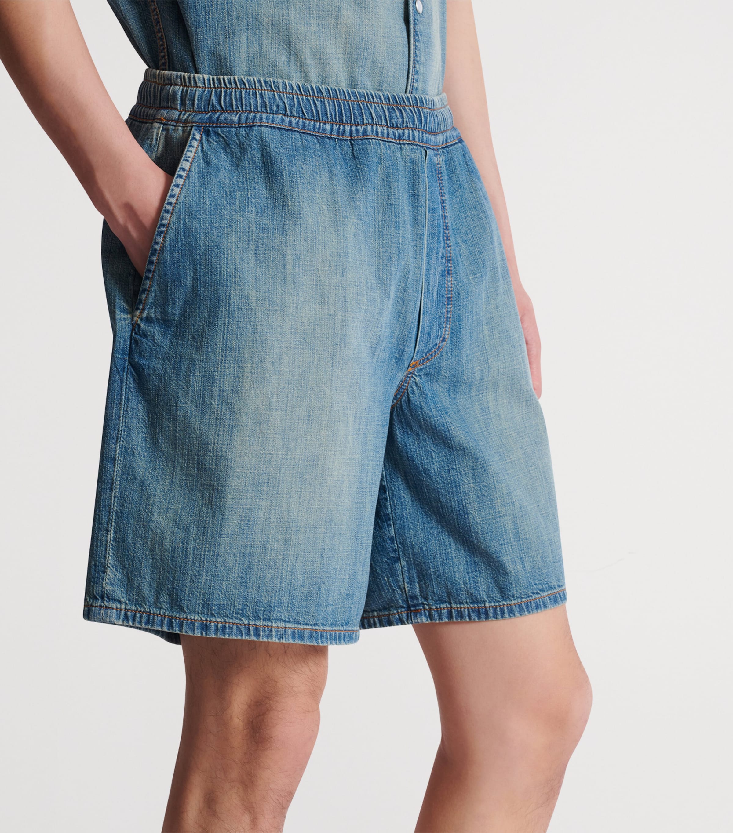 Faded Denim Shorts 6EW BLEU DENIM Image 3