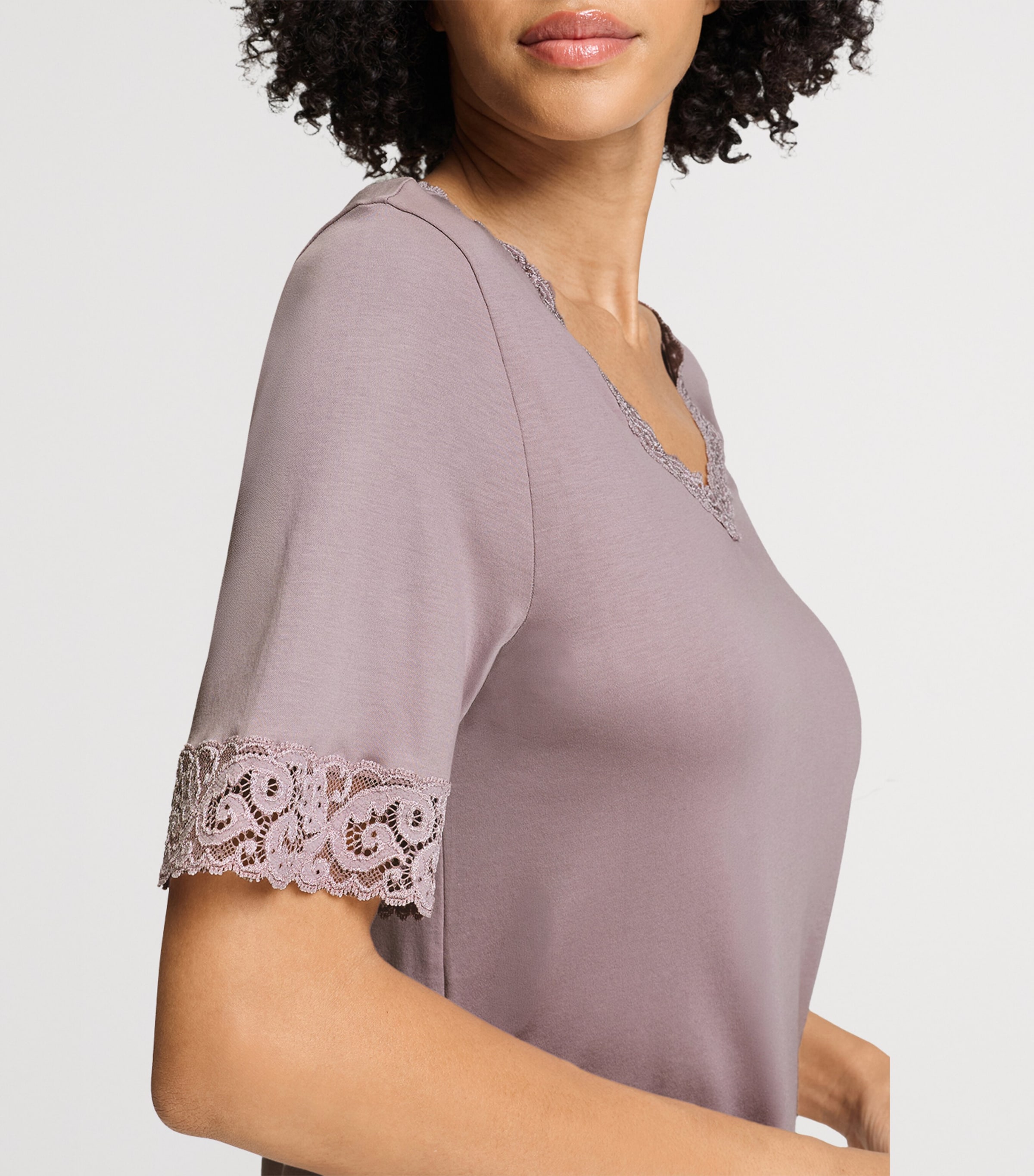 Hanro Womens Lace-Trim Moments Nightdress Stormy Rose Image 6