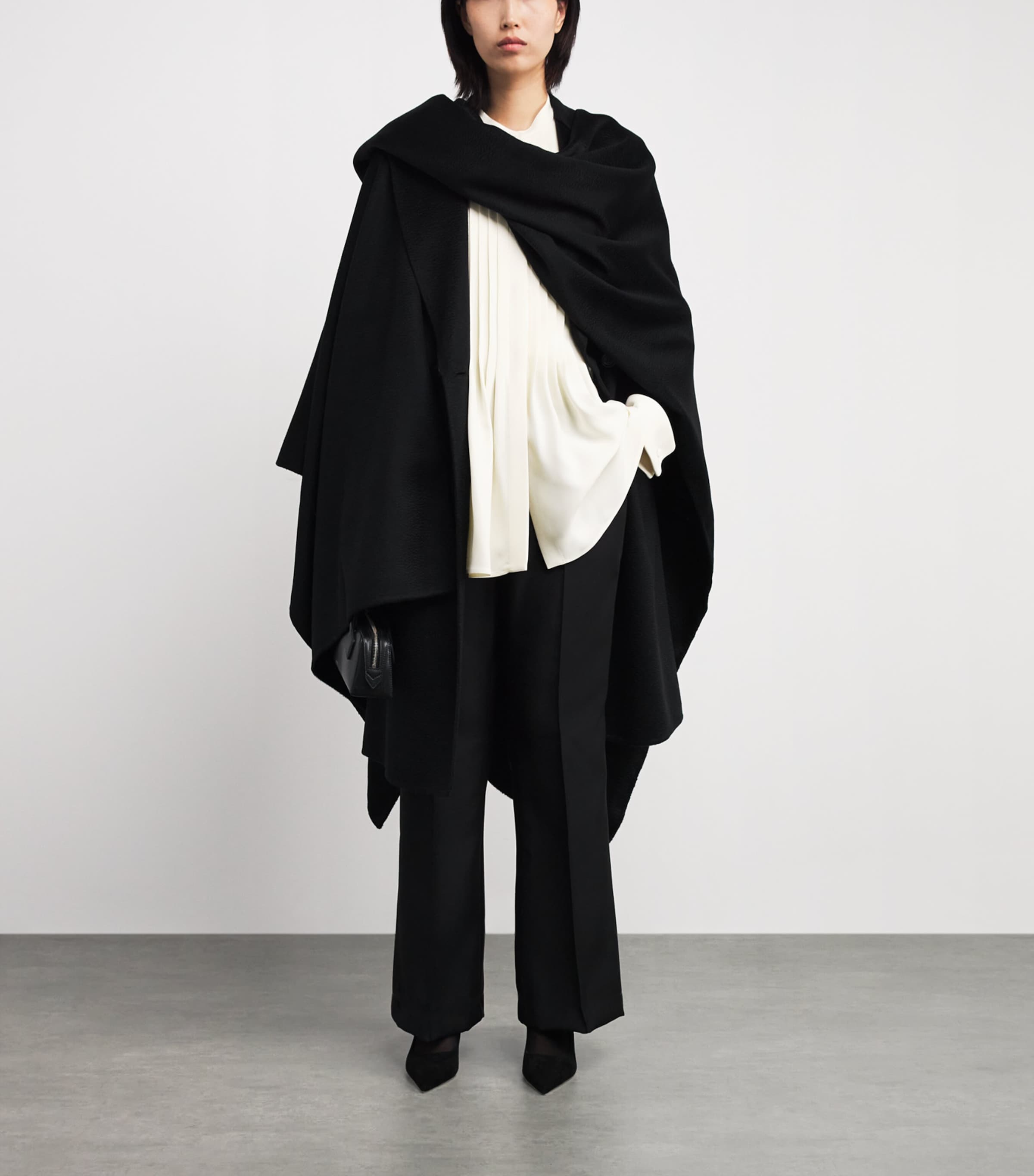 Silk Plastron-Detail Shirt 9000 Image 2