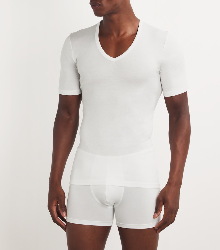 Cotton Pure V-Neck T-Shirt 0101/WHITE Image 2