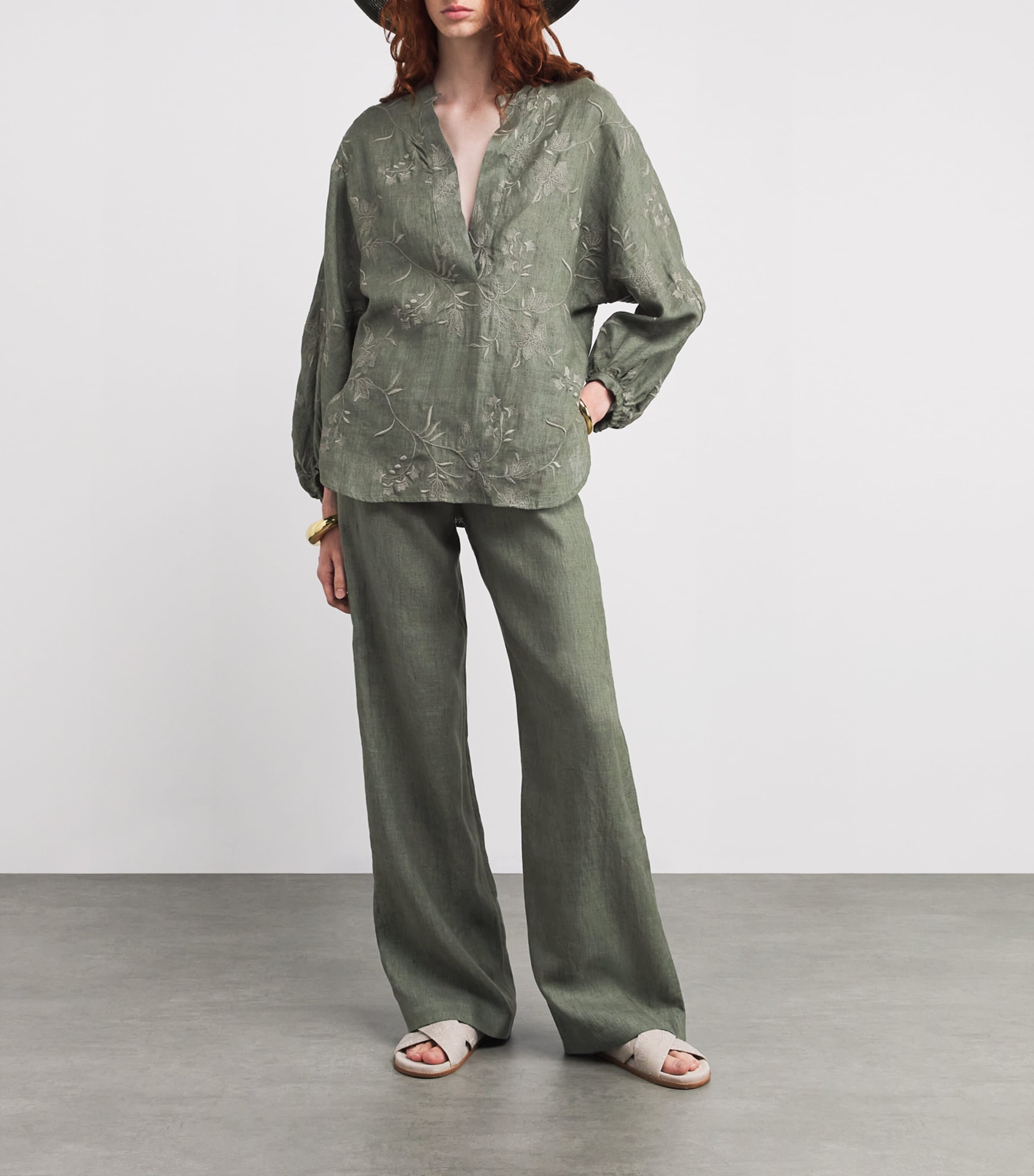 Eleventy Womens x Harrods Linen Floral-Embroidered Blouse Military Green Image 2