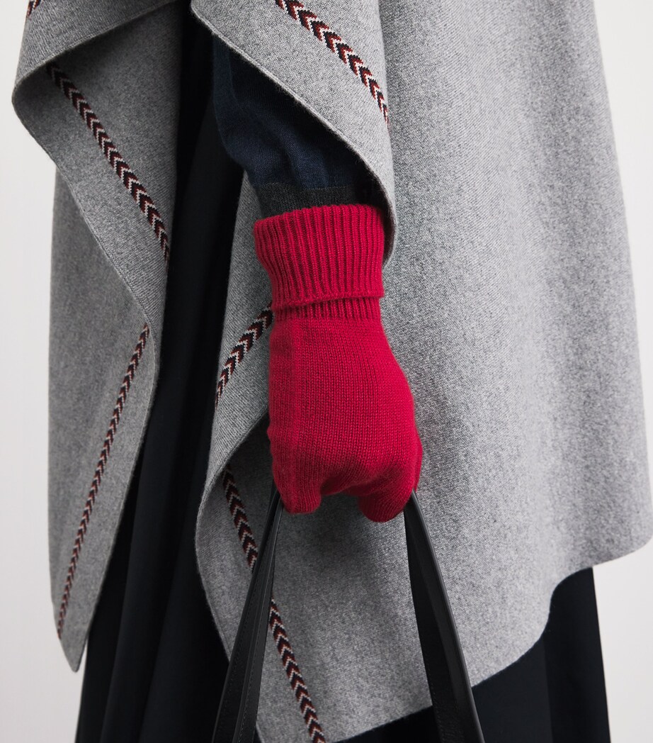 Johnstons Of Elgin Neck Tie and Gloves Gift Set Claret Image 5