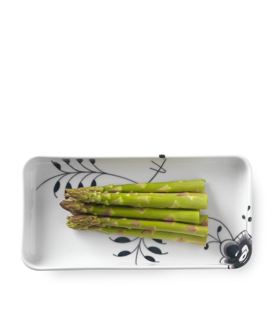 Black Fluted Mega Dish (24cm) BLACK Image 2