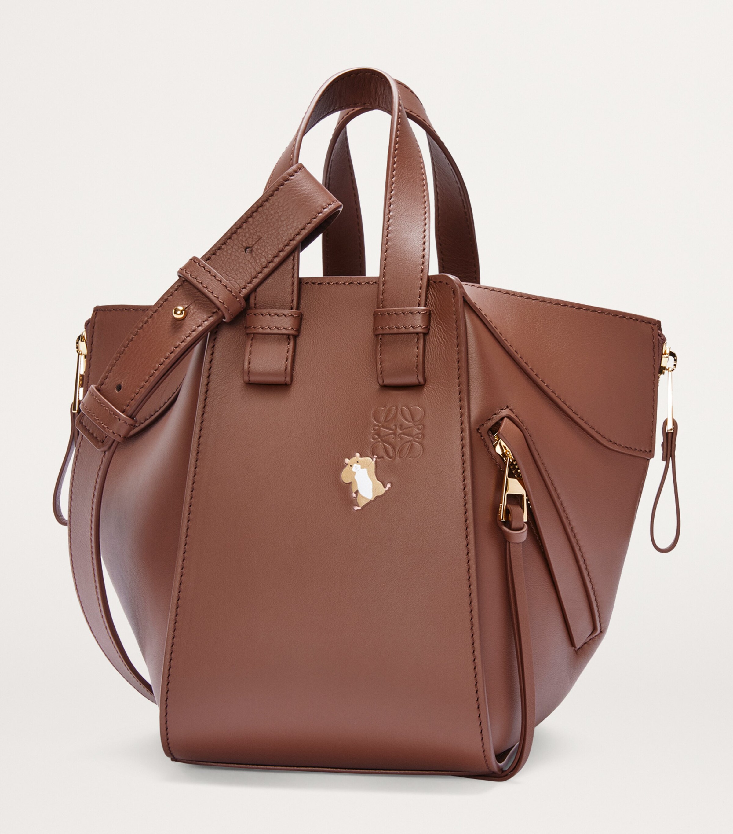 【hakunamatata0224】 LOEWE Brown x Suna Fujita Leather Hammock Top-Handle Bag | Harrods US