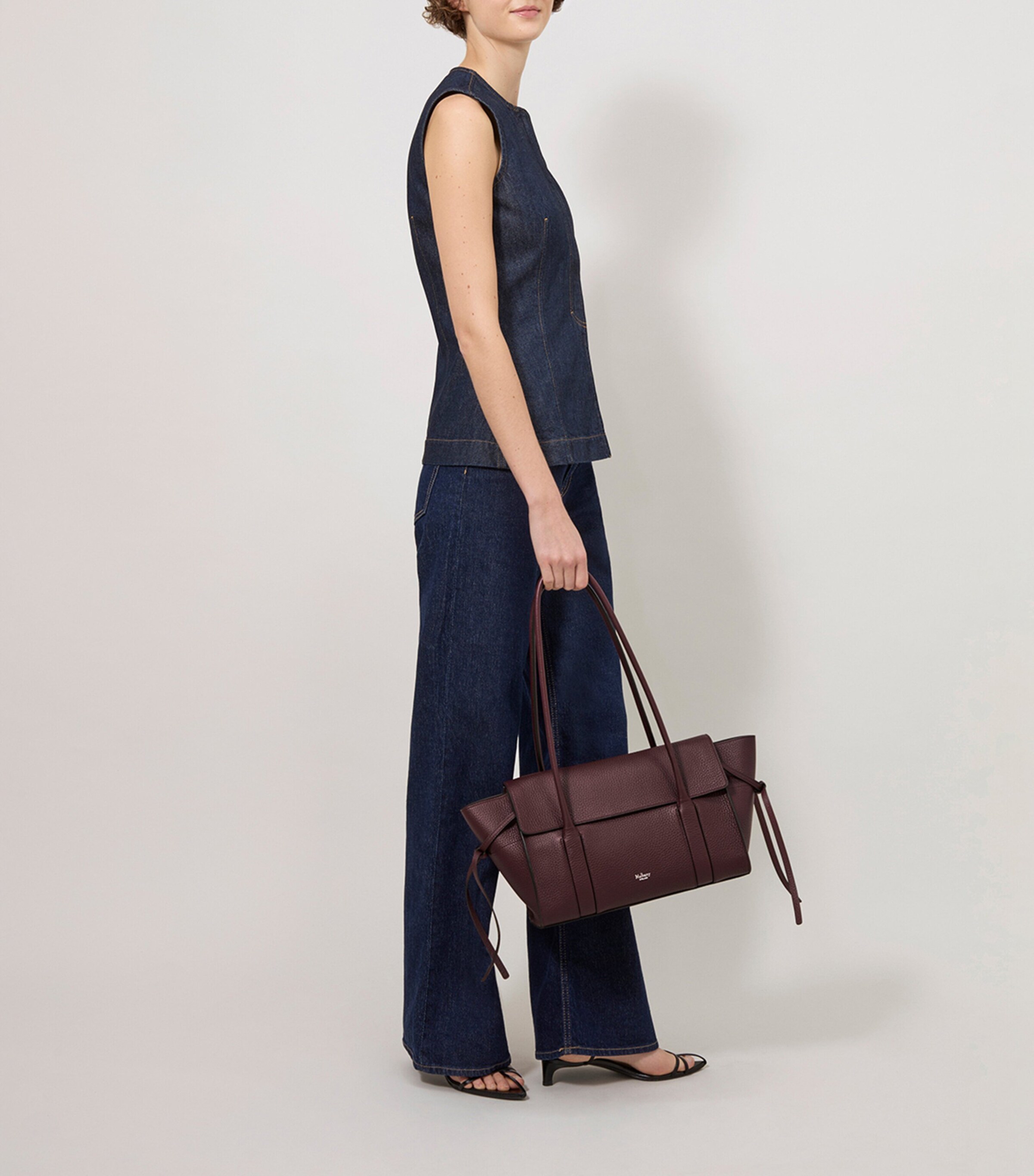 Small Leather Soft Bayswater Shoulder Bag BLACK CHERRY Image 5