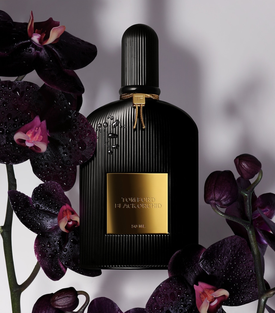 TOM FORD Signature Eau de Parfum Discovery Set (6 x 1.5ml) Image 2