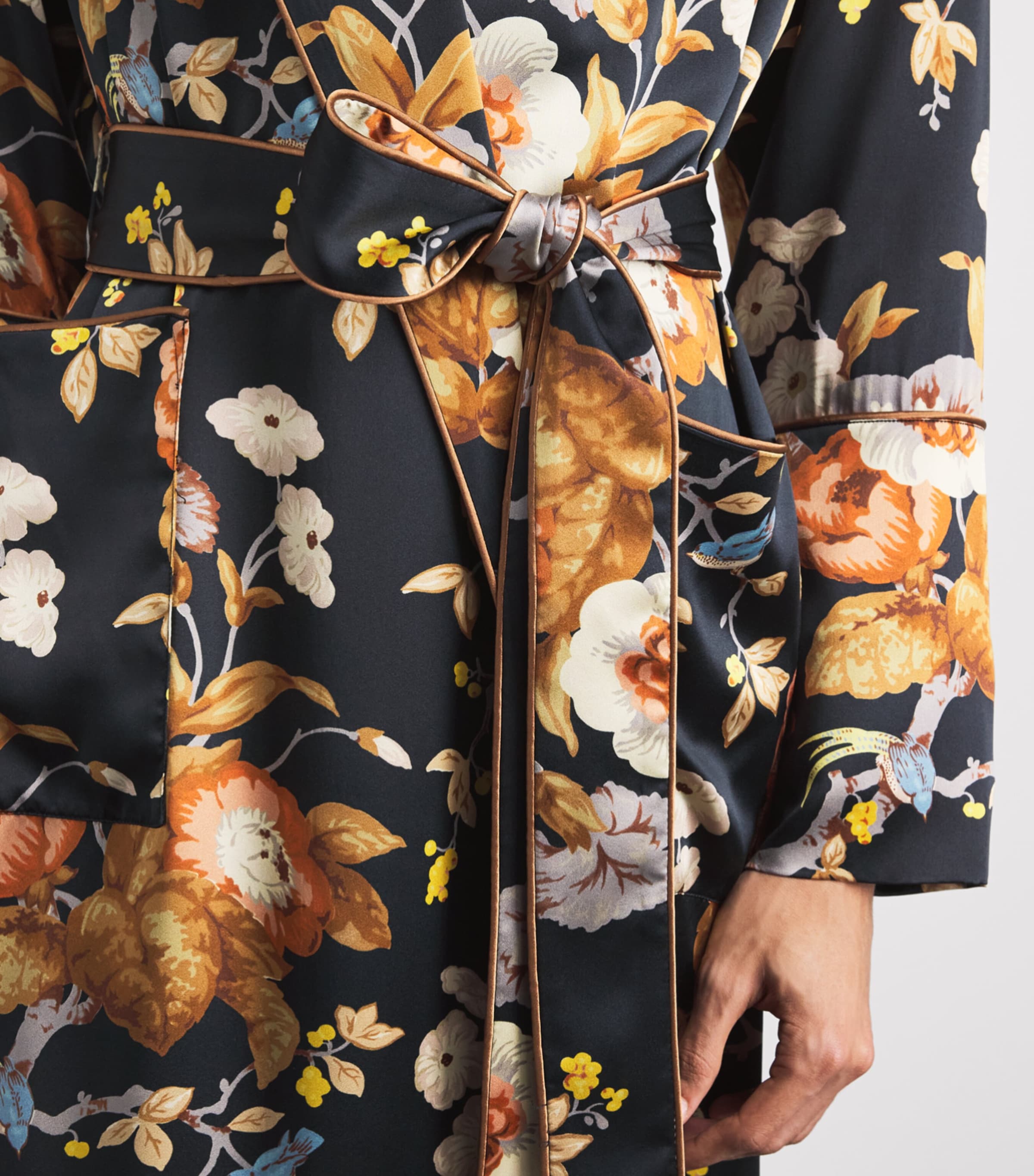 Olivia von Halle Womens Silk Capability Floral Robe Evora Image 3