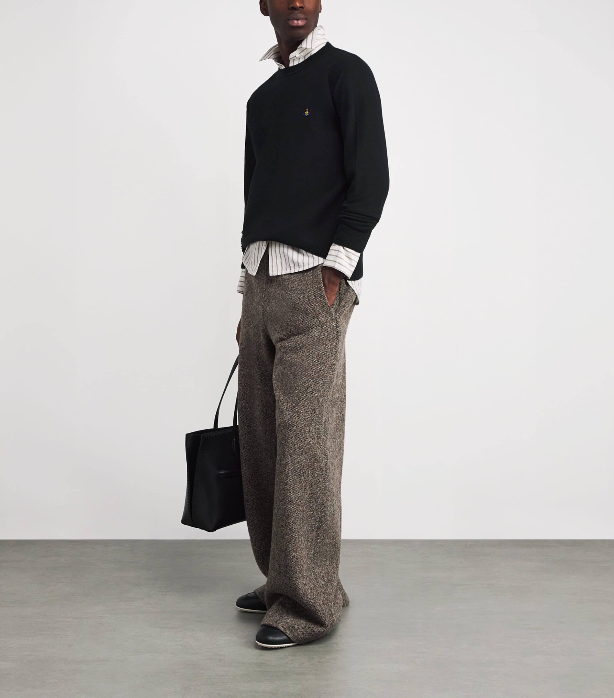 Merino Wool-Cashmere Orb Alex Sweater N401 BLACK Image 2