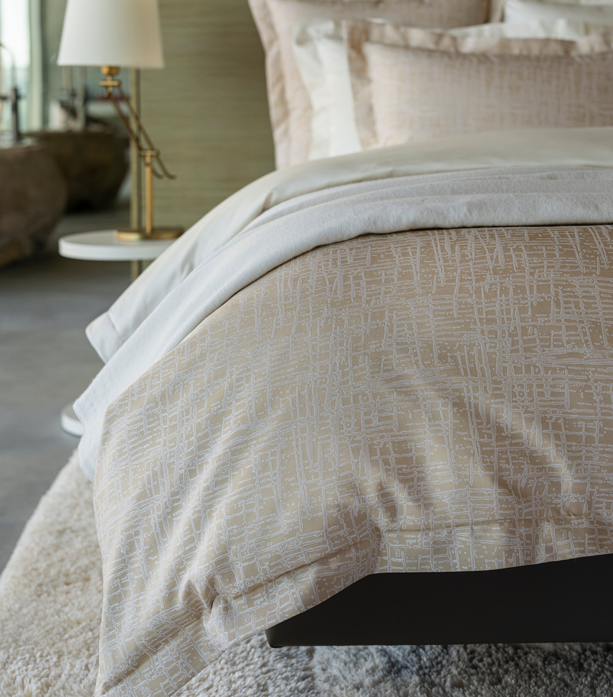 Celso De Lemos Egyptian Cotton-Silk Partition King Duvet Cover (260cm x 220cm) Miel Image 2