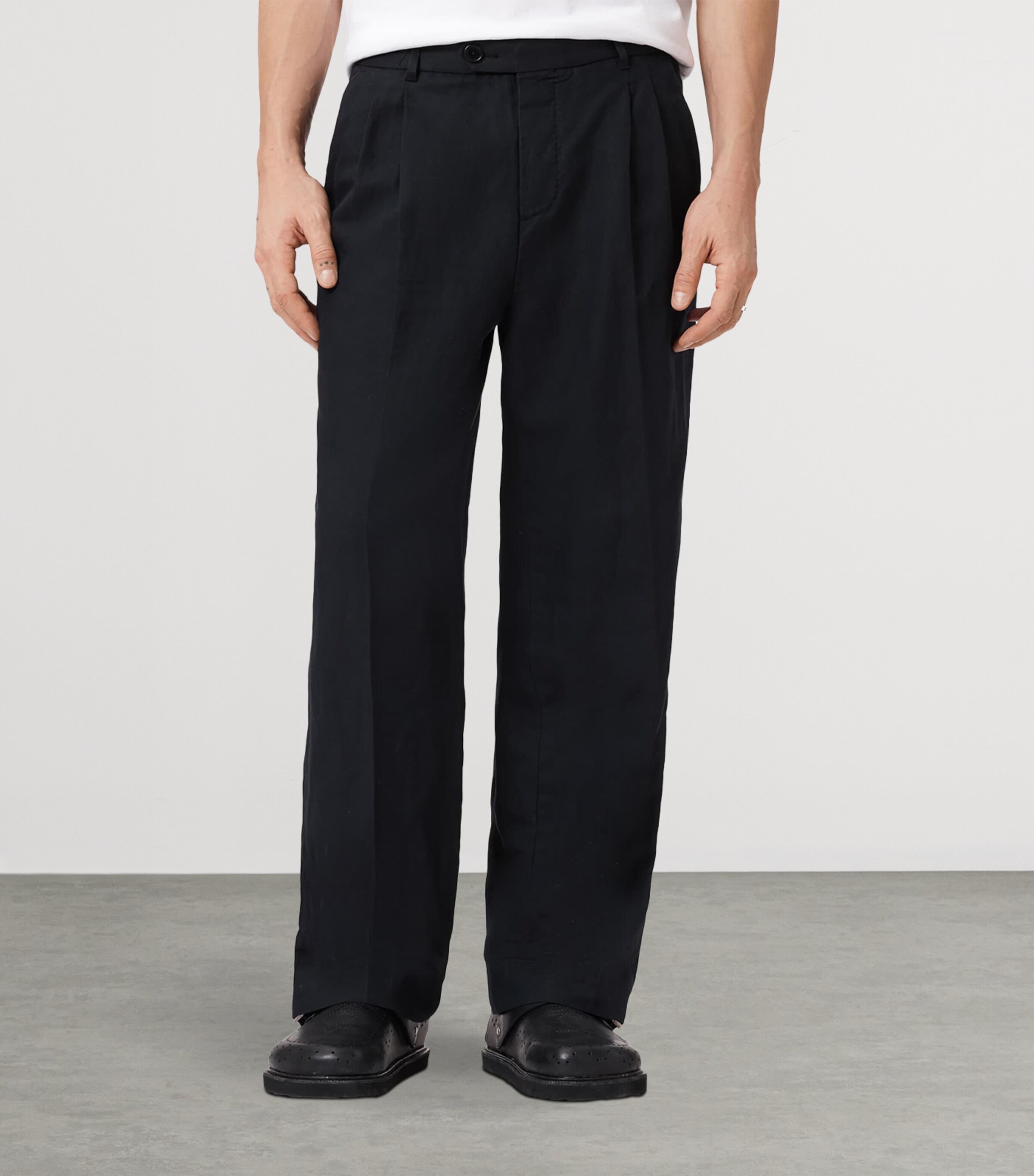 AllSaints Mens Linen-Organic Cotton Roland Straight Trousers Faded Black Image 3